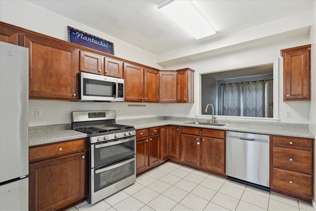 10534 Cherry Grove Court
