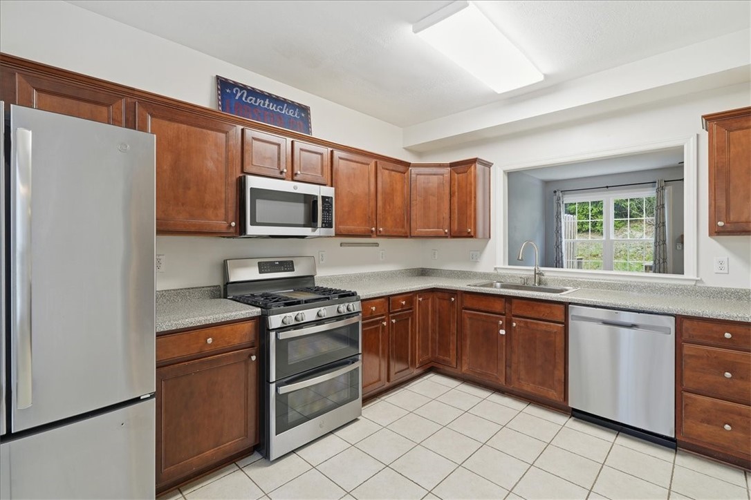 10534 Cherry Grove Court