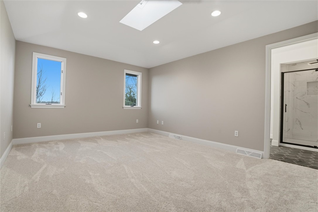 223 Vaneal Rd