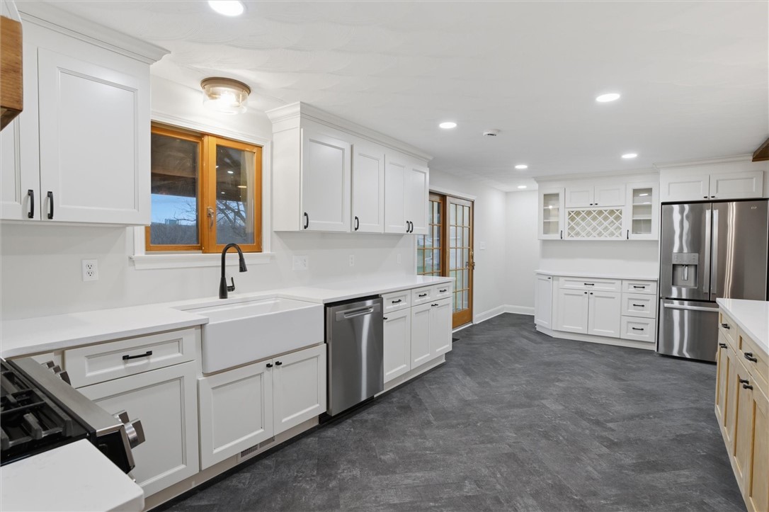 223 Vaneal Rd