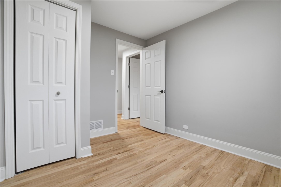 223 Vaneal Rd