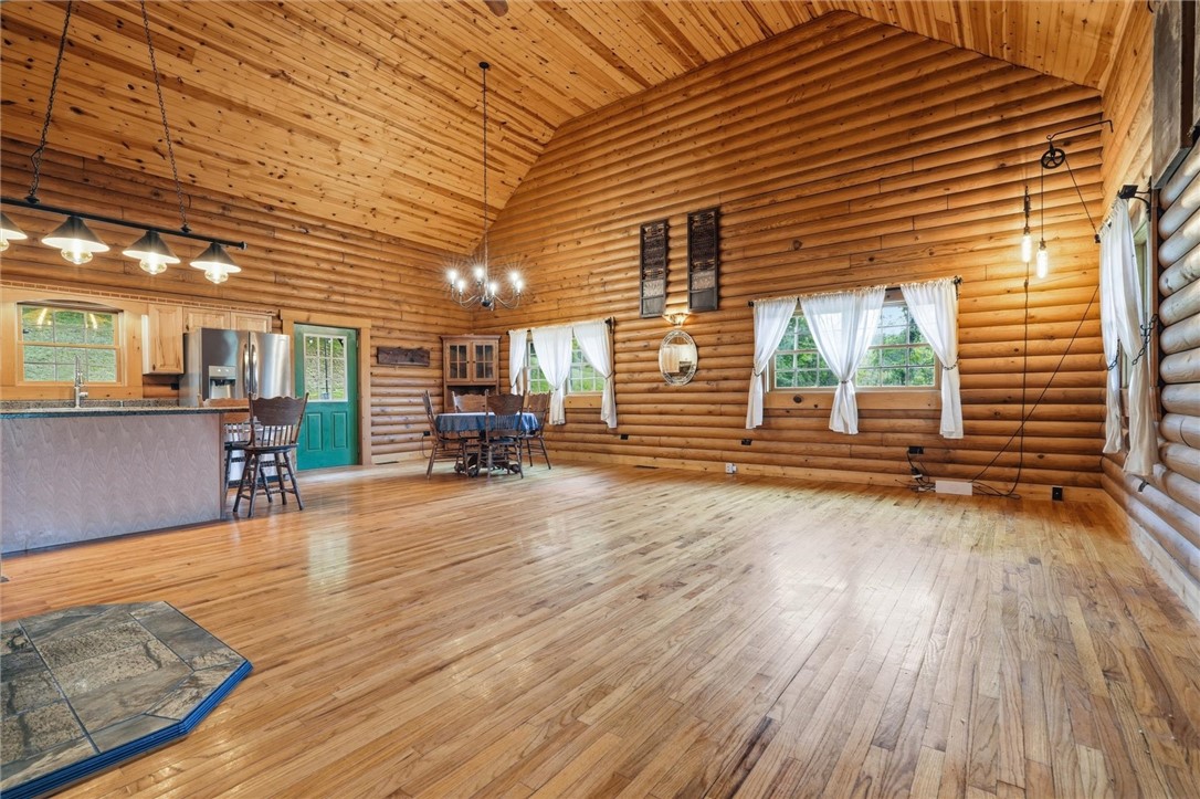 527 Little Creek Rd