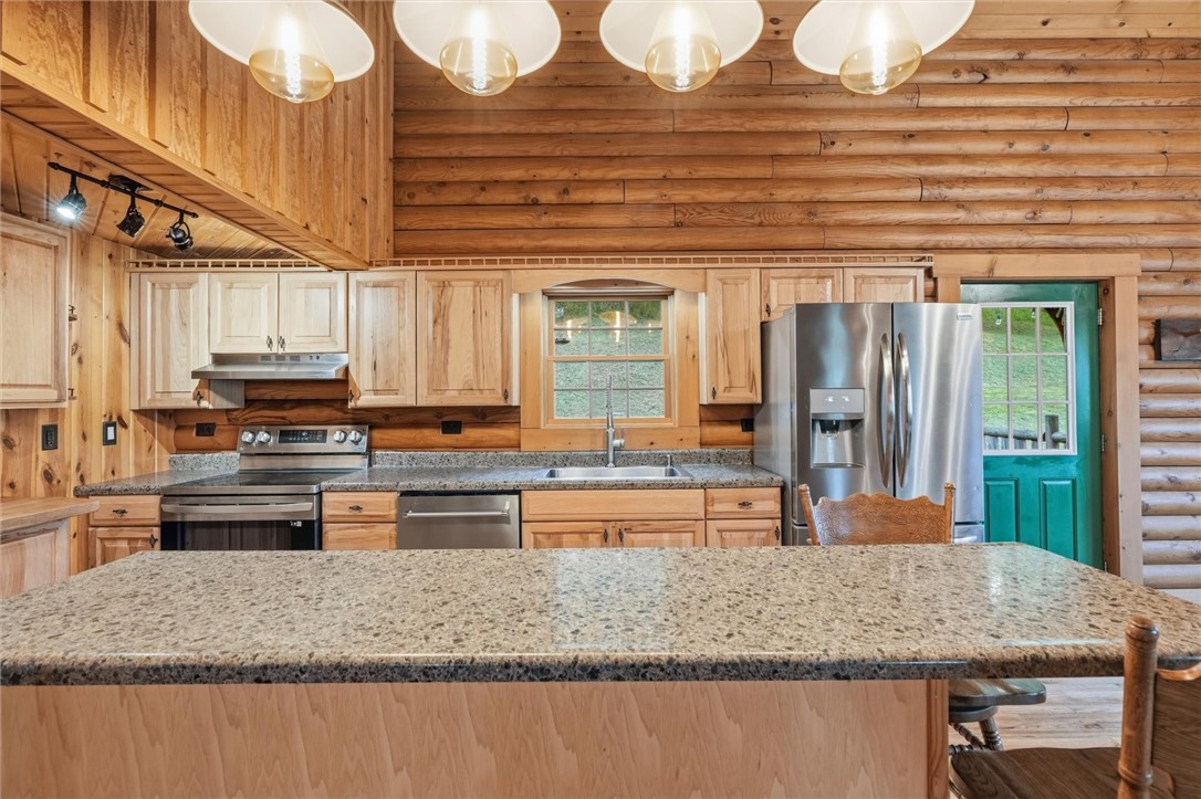 527 Little Creek Rd