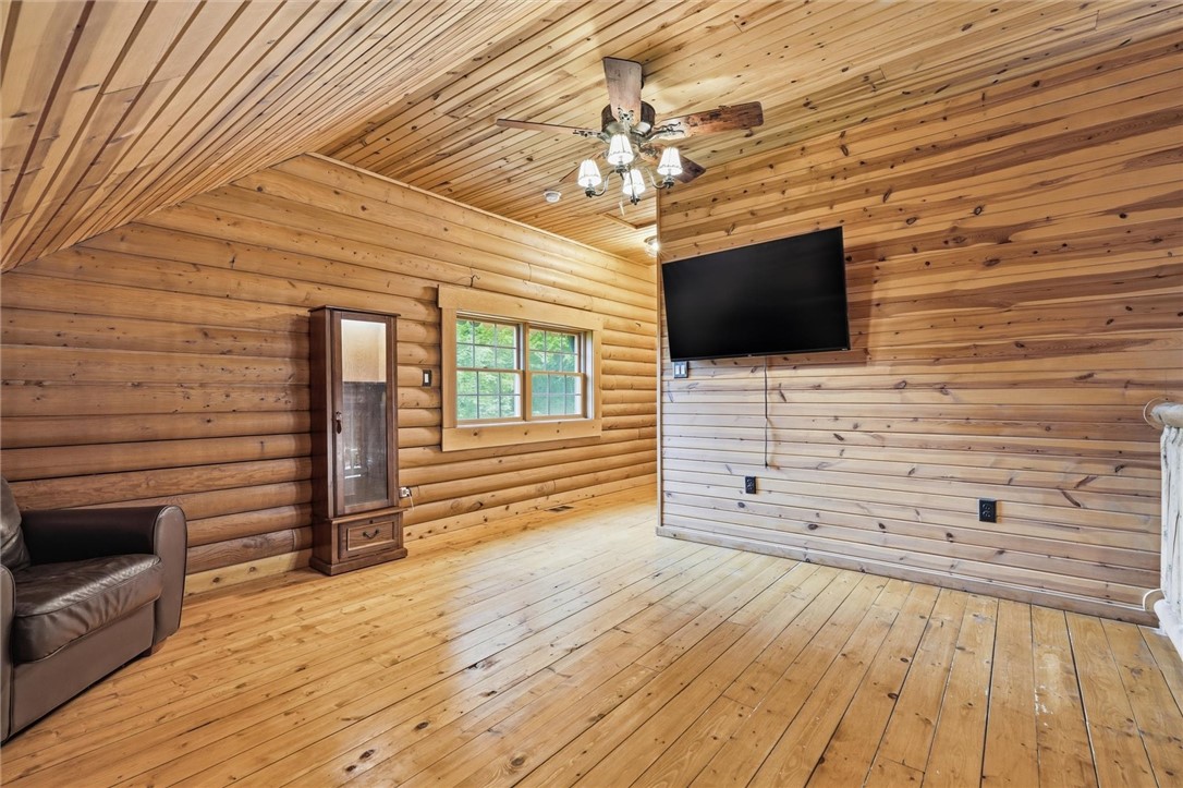 527 Little Creek Rd