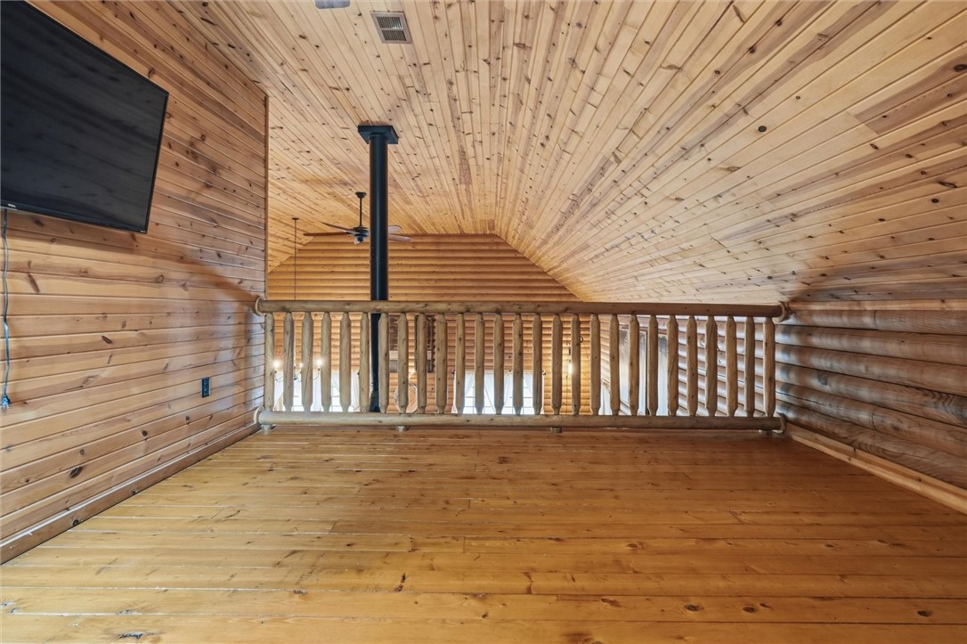 527 Little Creek Rd