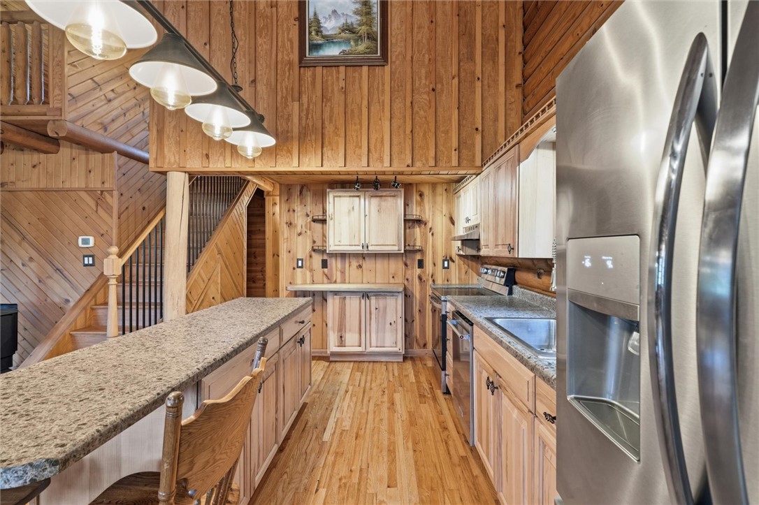 527 Little Creek Rd