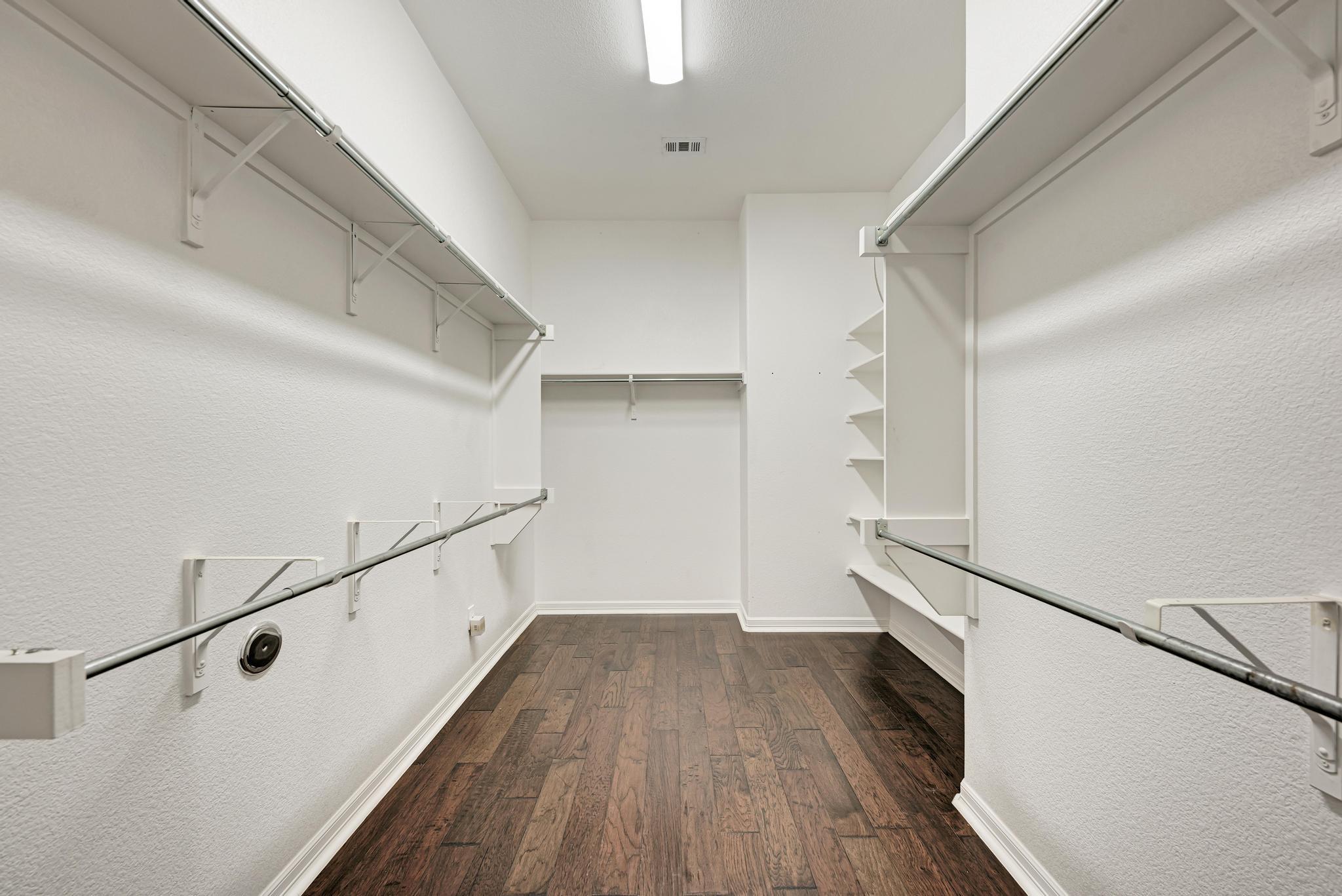 3527 Alexandrite WAY