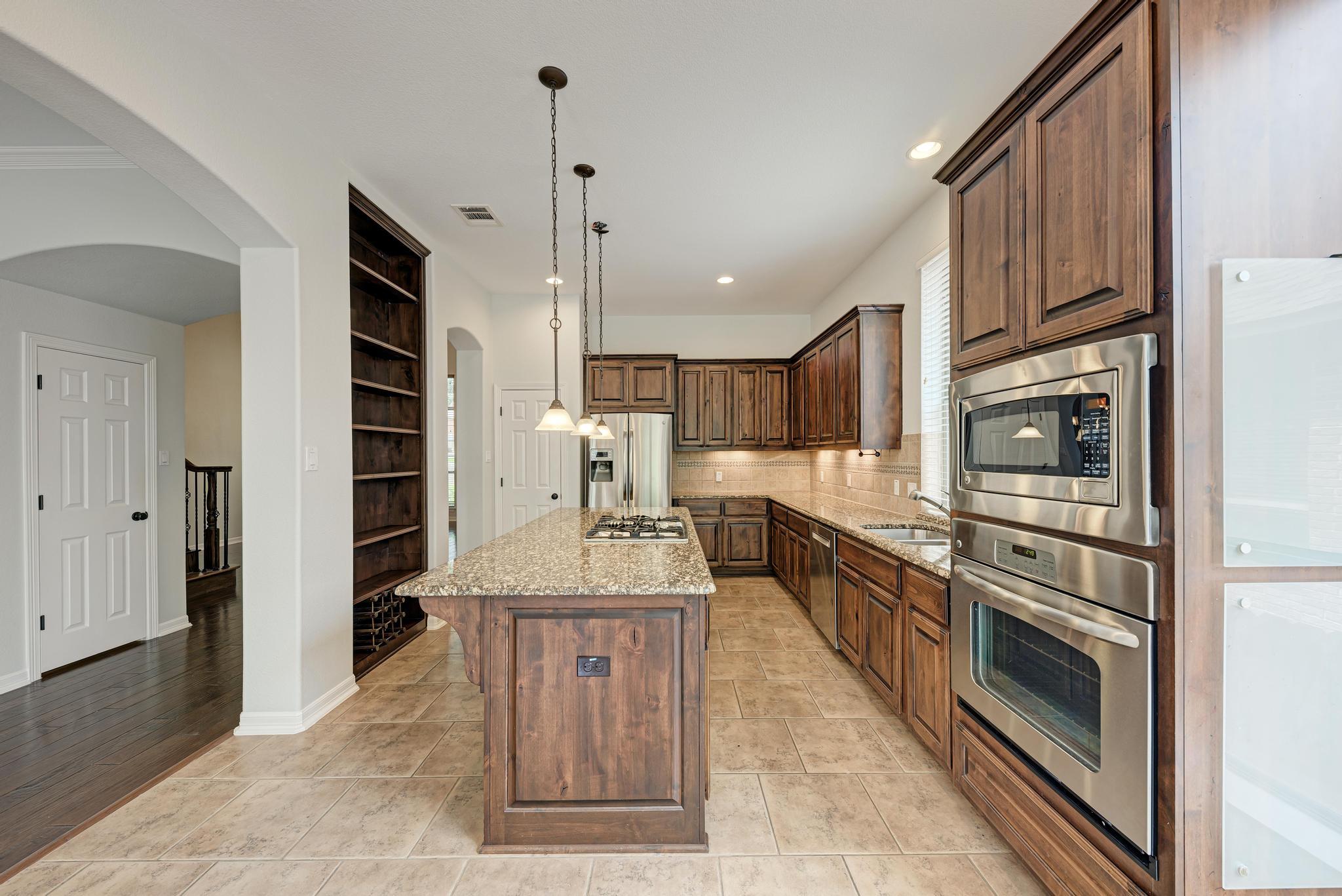 3527 Alexandrite WAY