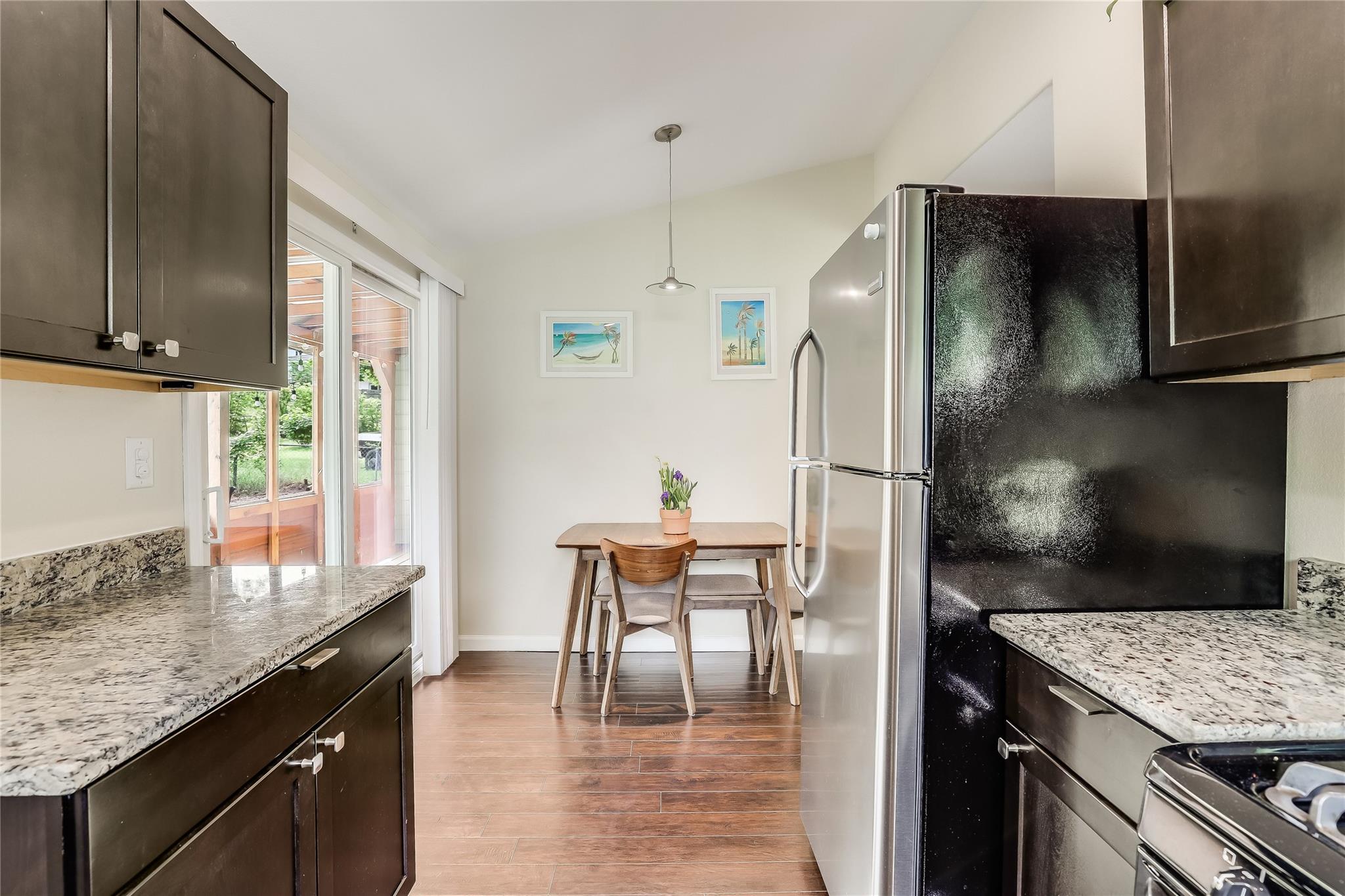 5112 Heflin LN