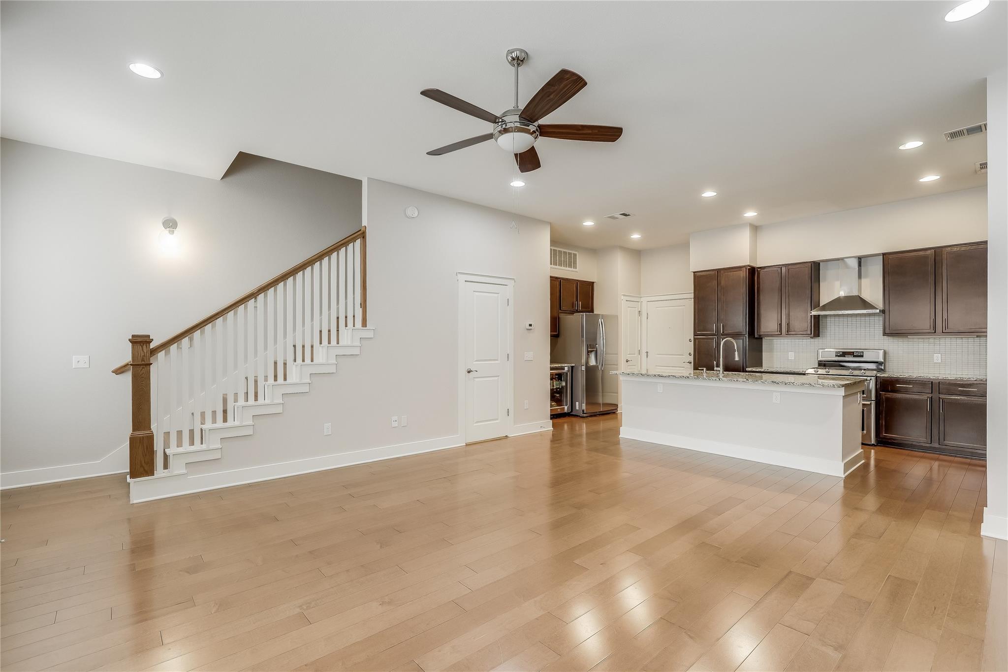2520 Bluebonnet LN # 38