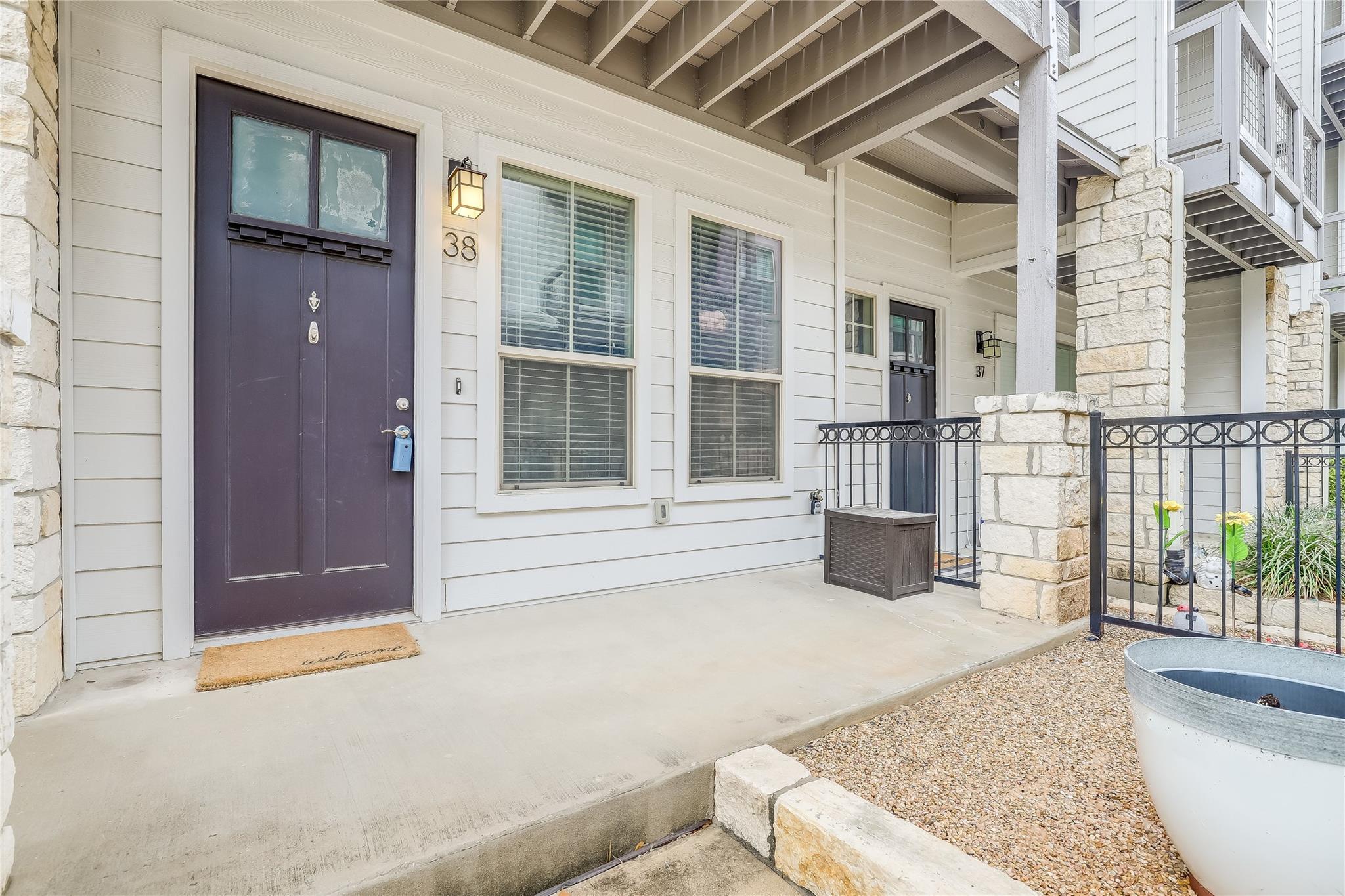 2520 Bluebonnet LN # 38