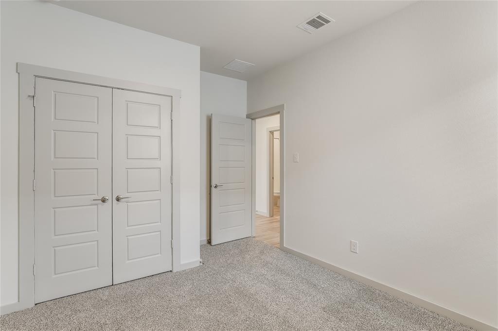 341 Wilshire RD