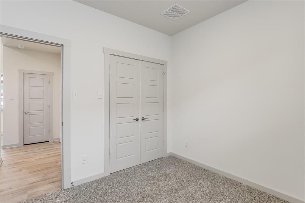 341 Wilshire RD