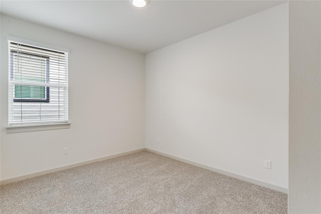 341 Wilshire RD