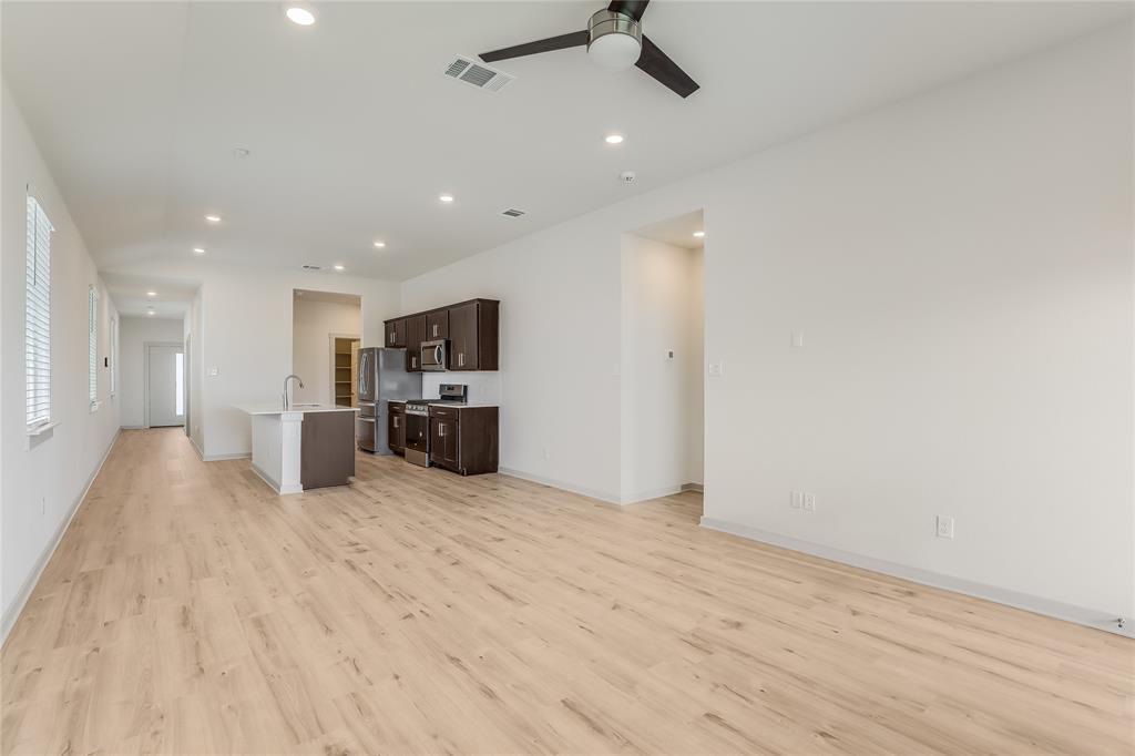341 Wilshire RD