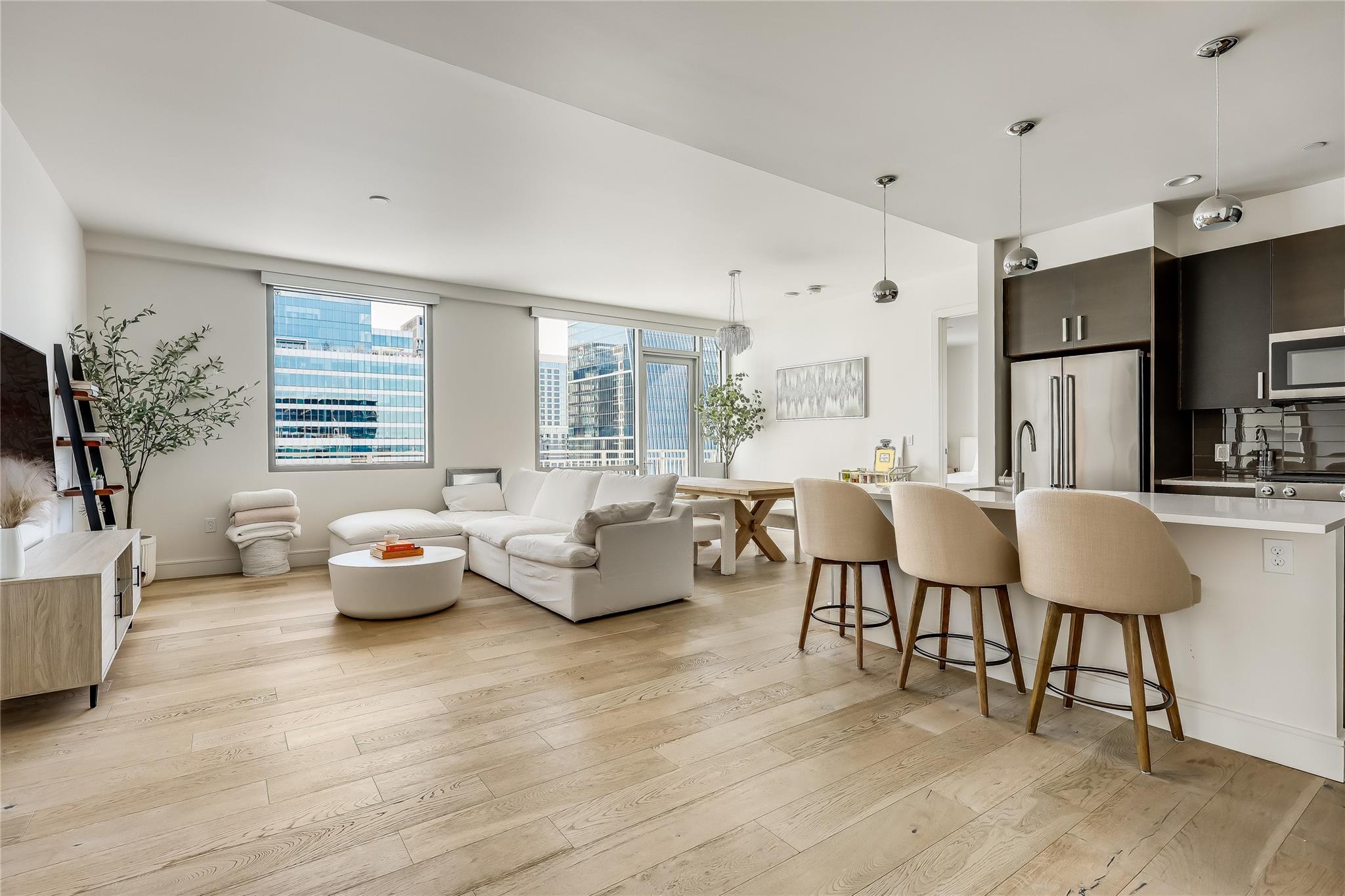 222 West Ave # 2413, Austin Unit: 2413