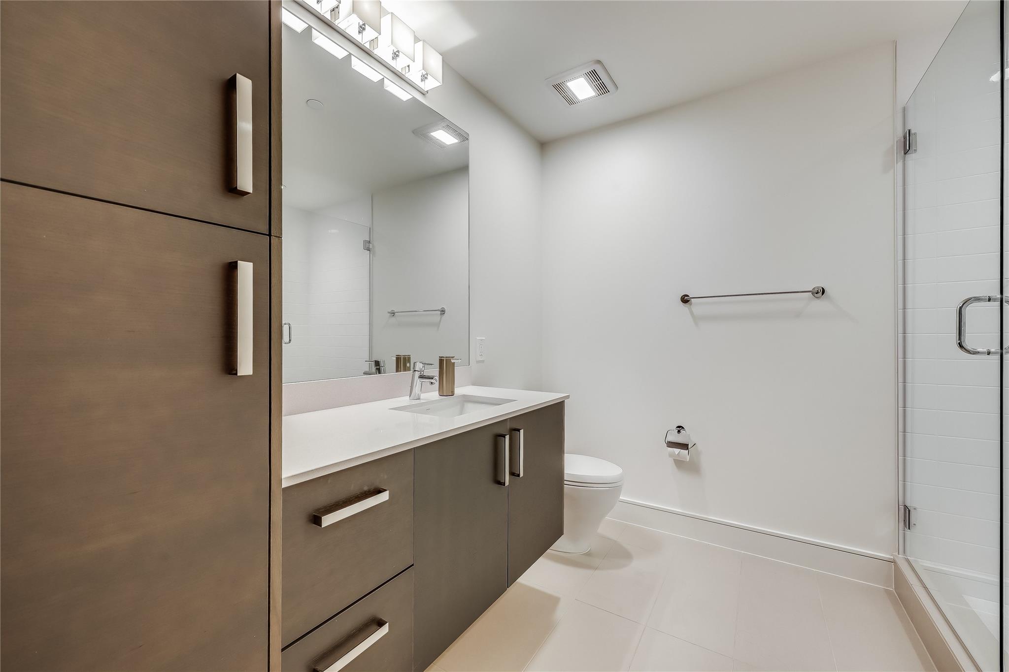 222 West Ave # 2413, Austin Unit: 2413