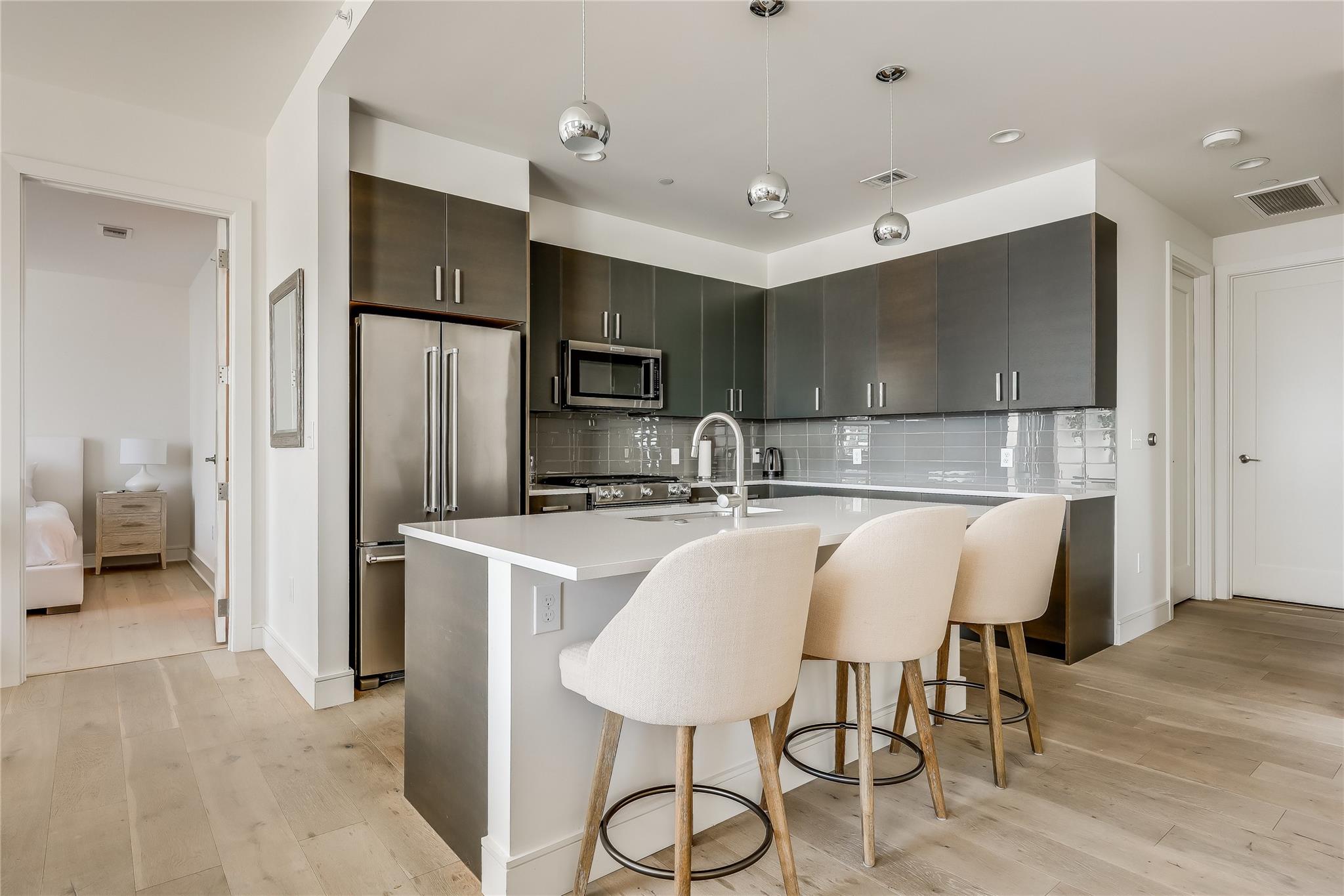 222 West Ave # 2413, Austin Unit: 2413