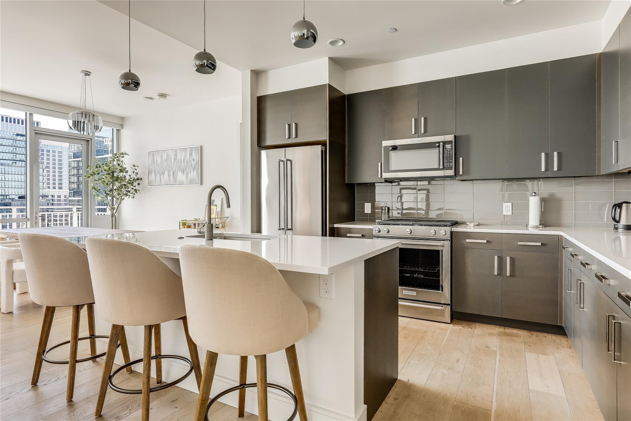 222 West Ave # 2413, Austin Unit: 2413