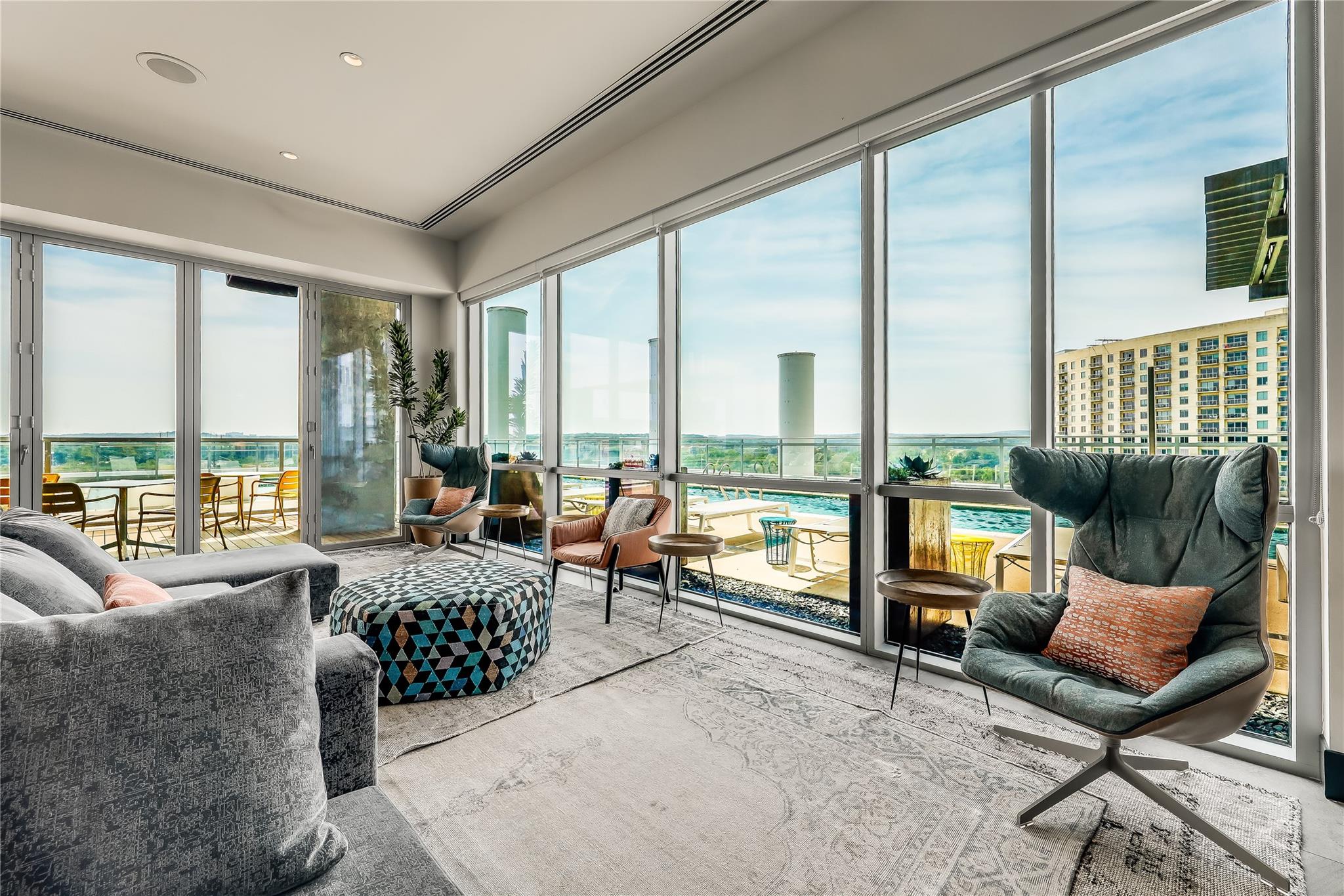 222 West Ave # 2413, Austin Unit: 2413