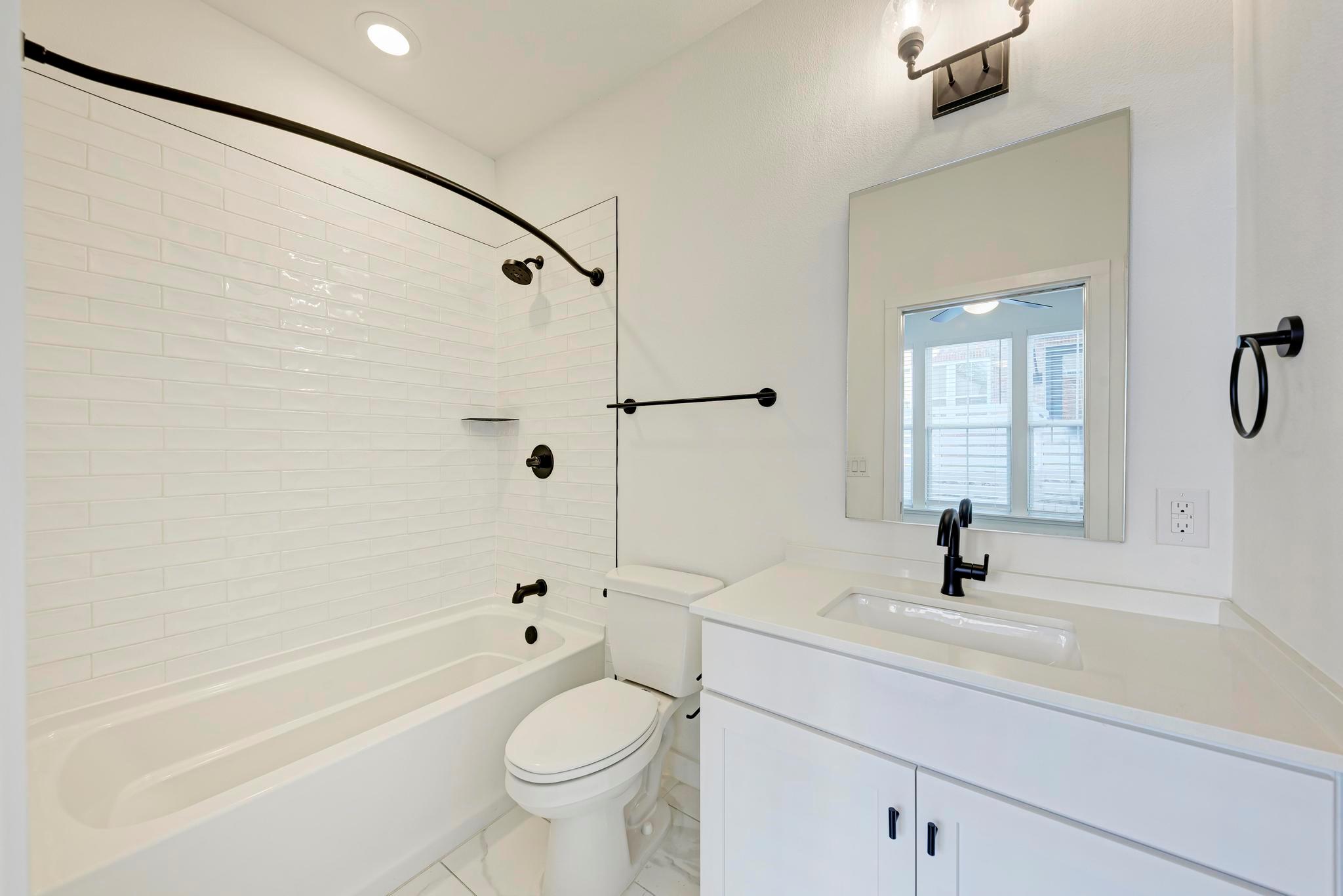 3809 Valley View RD # 14