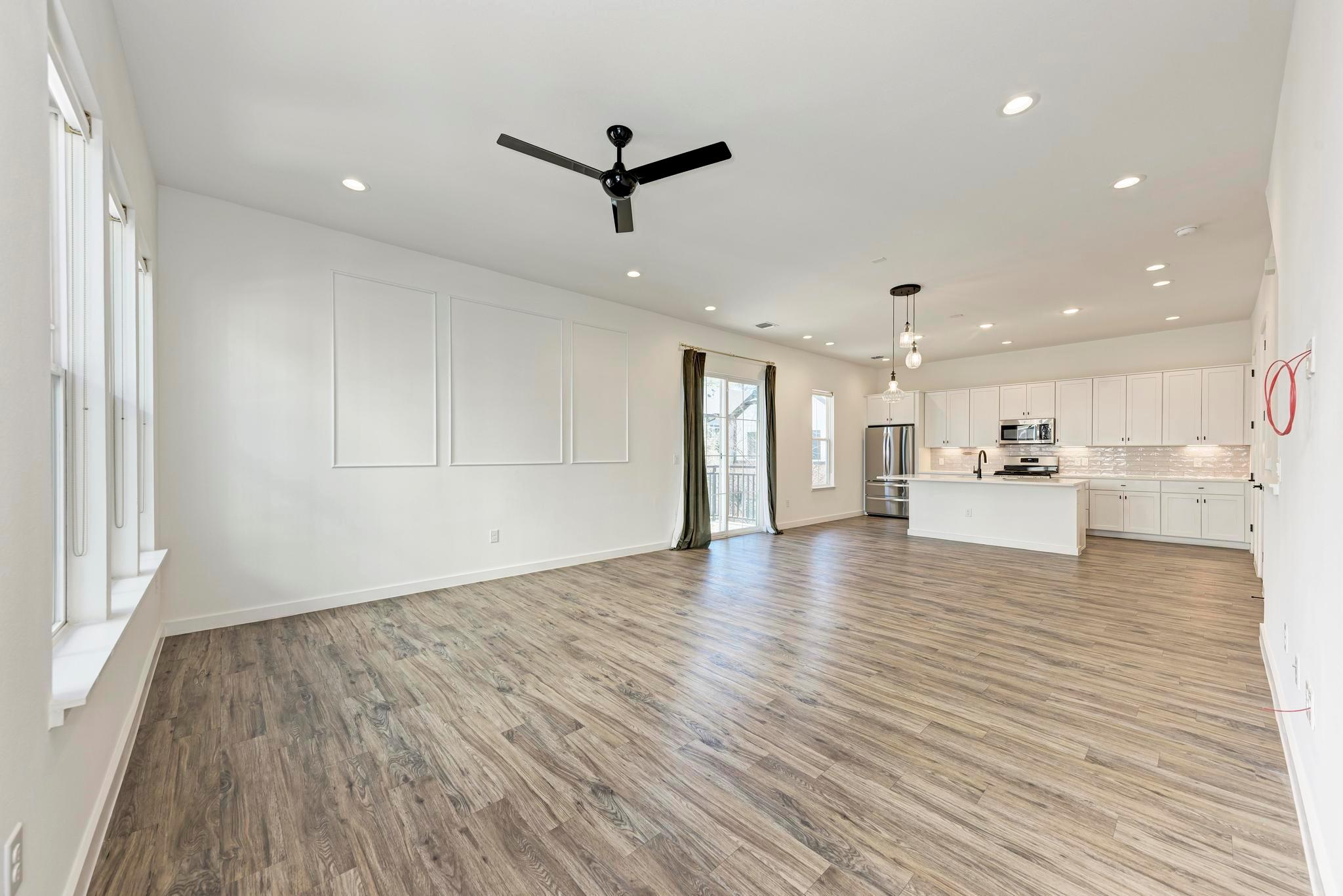 3809 Valley View RD # 14