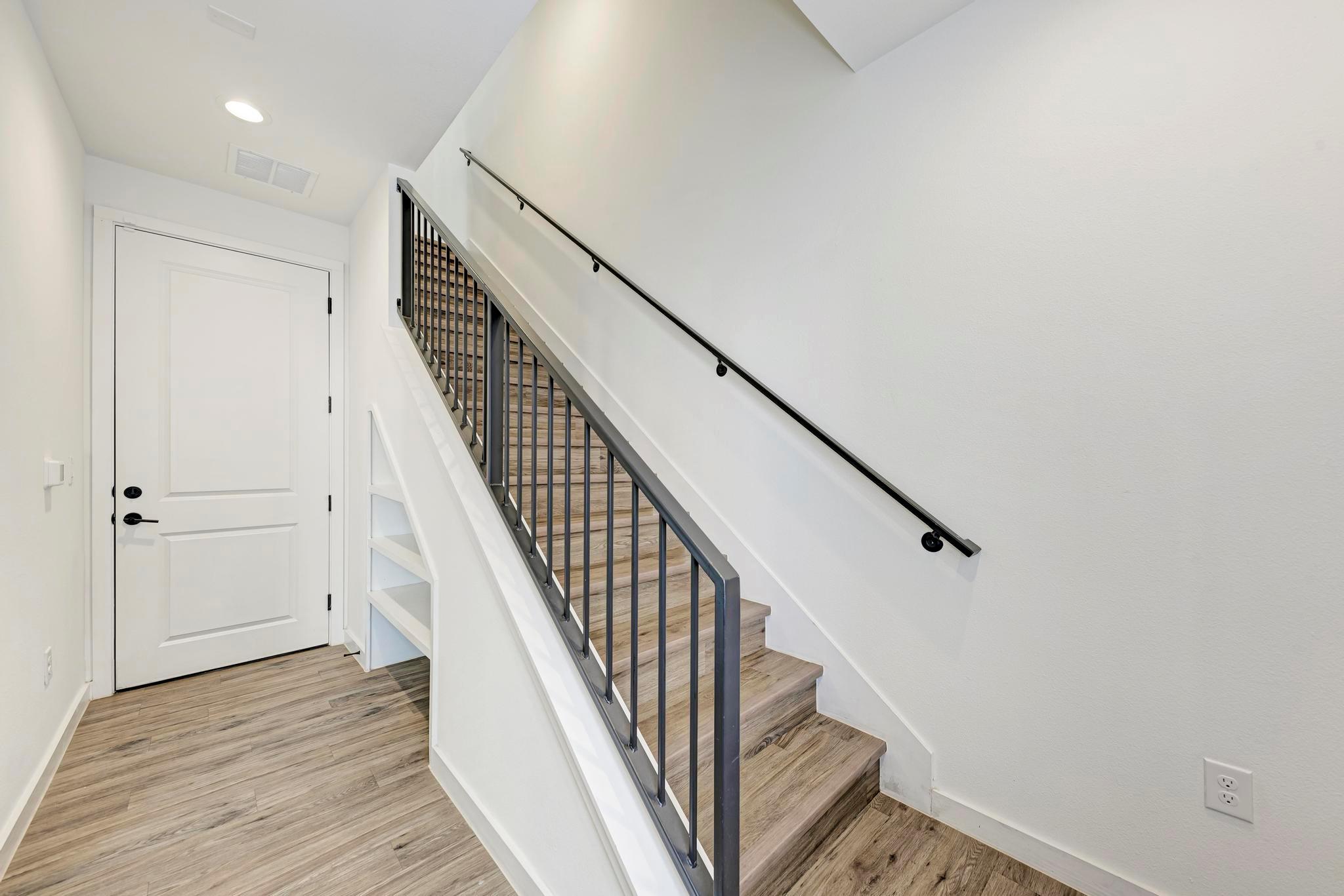 3809 Valley View RD # 14