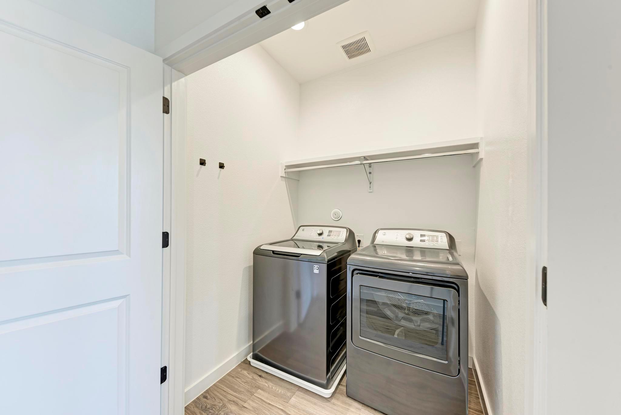 3809 Valley View RD # 14