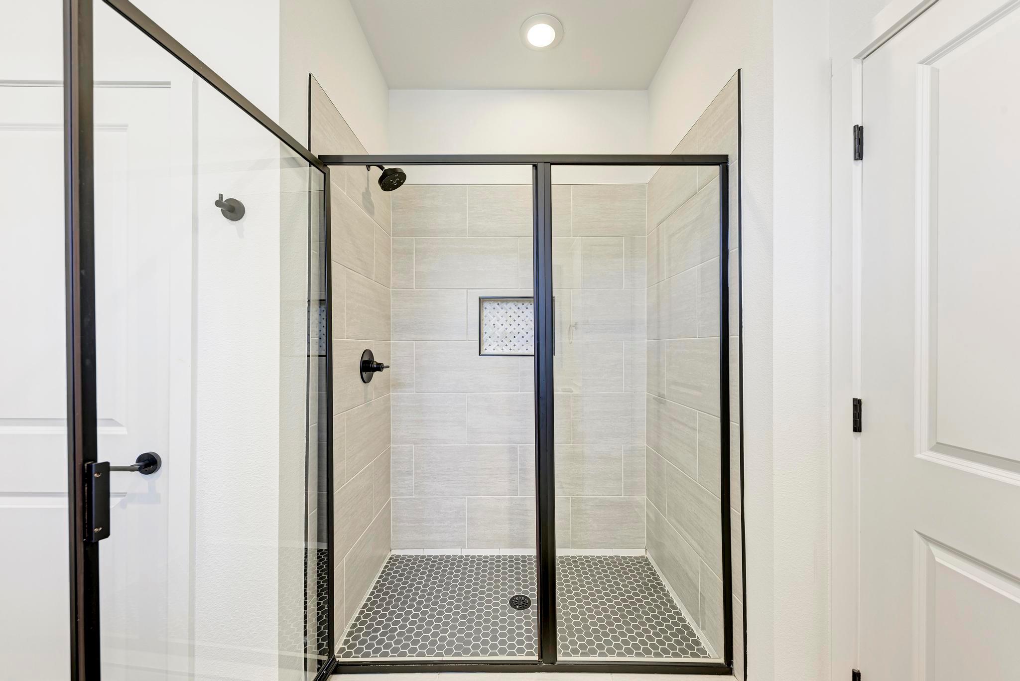 3809 Valley View RD # 14