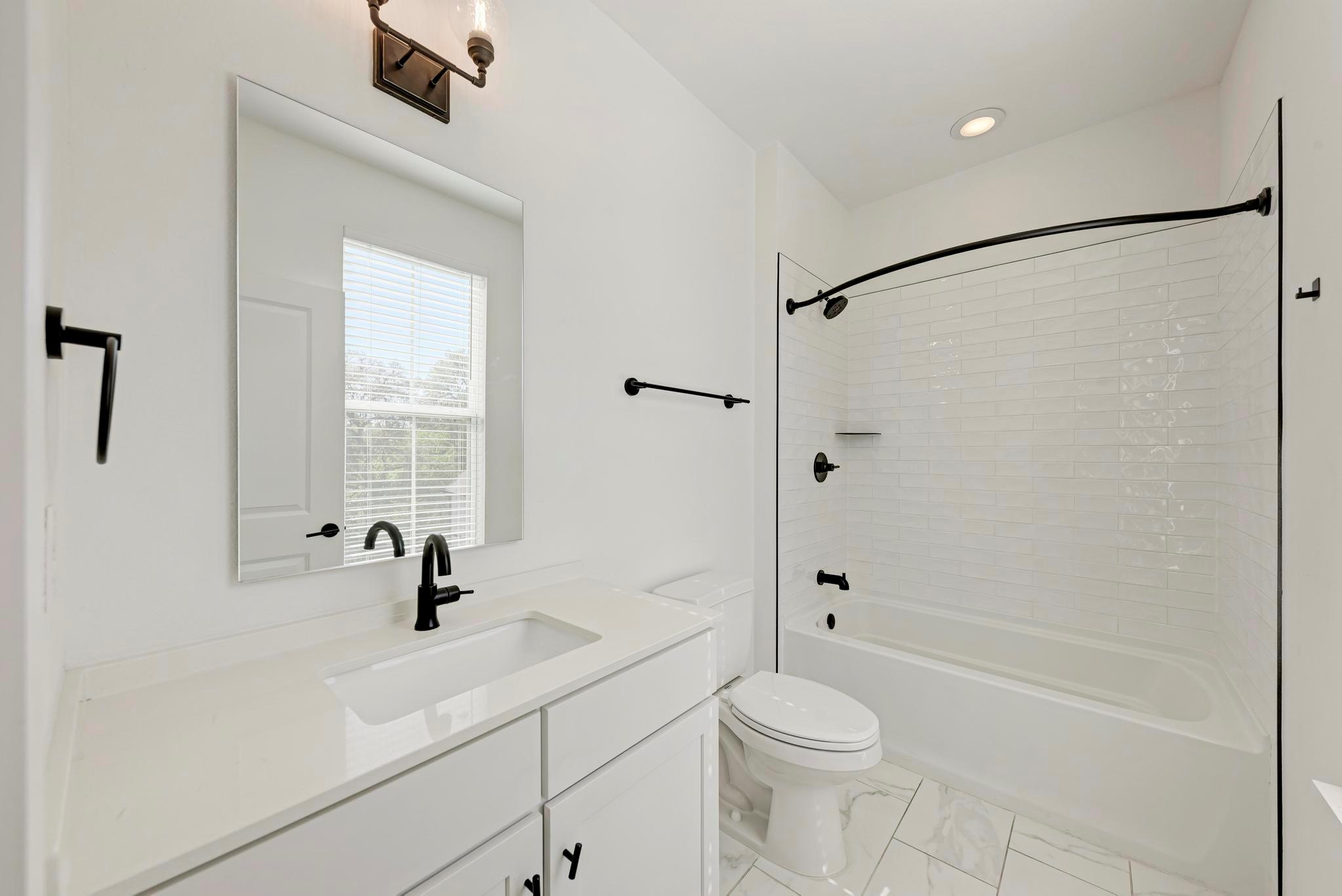 3809 Valley View RD # 14