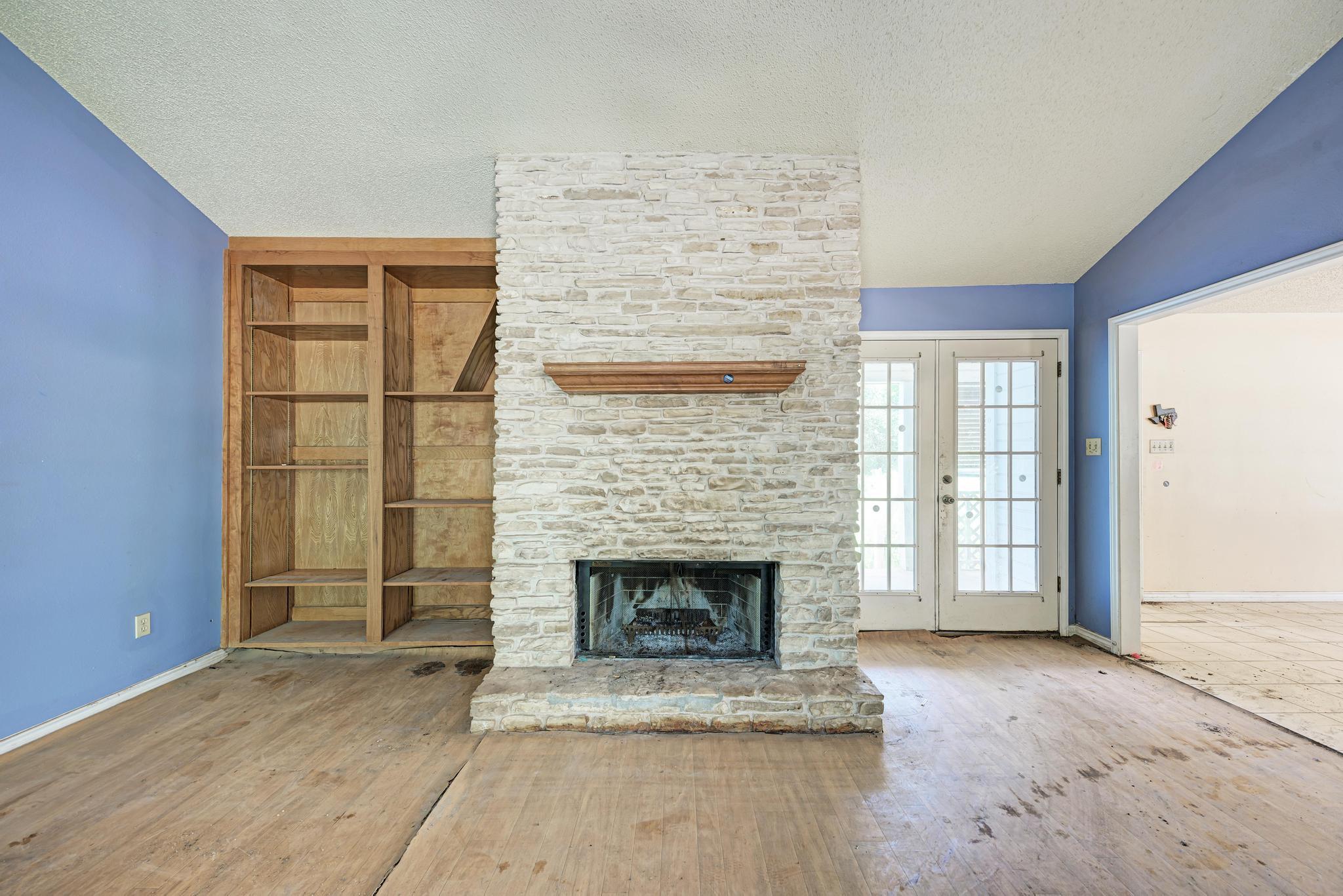 17505 Hamilton Pool RD