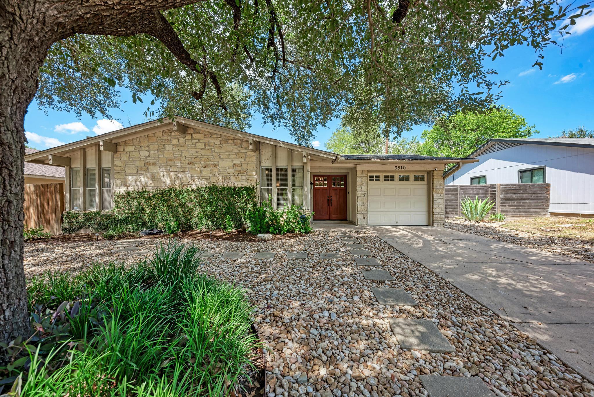 6810 Langston DR