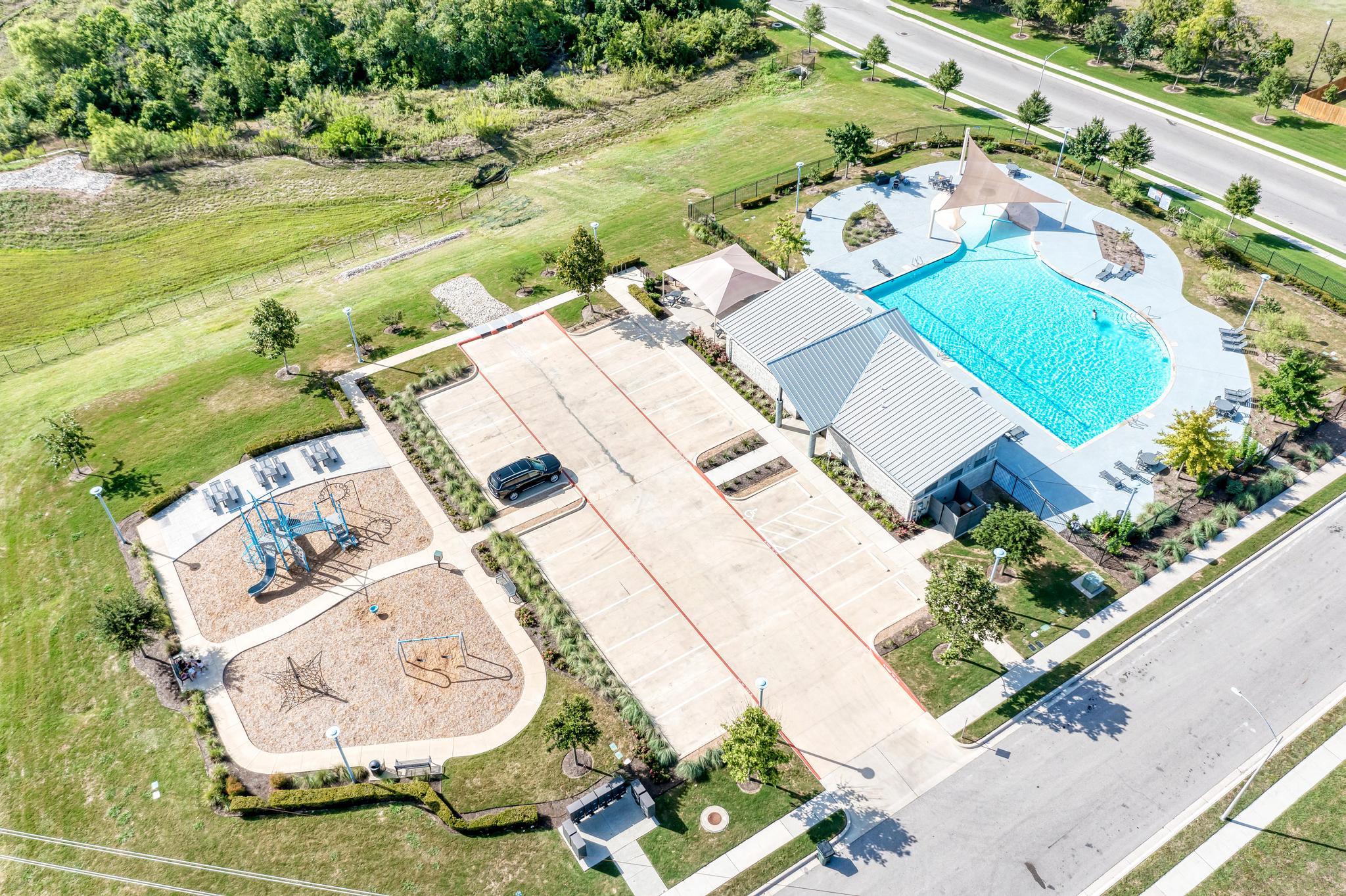 7416 Peggie Nell DR