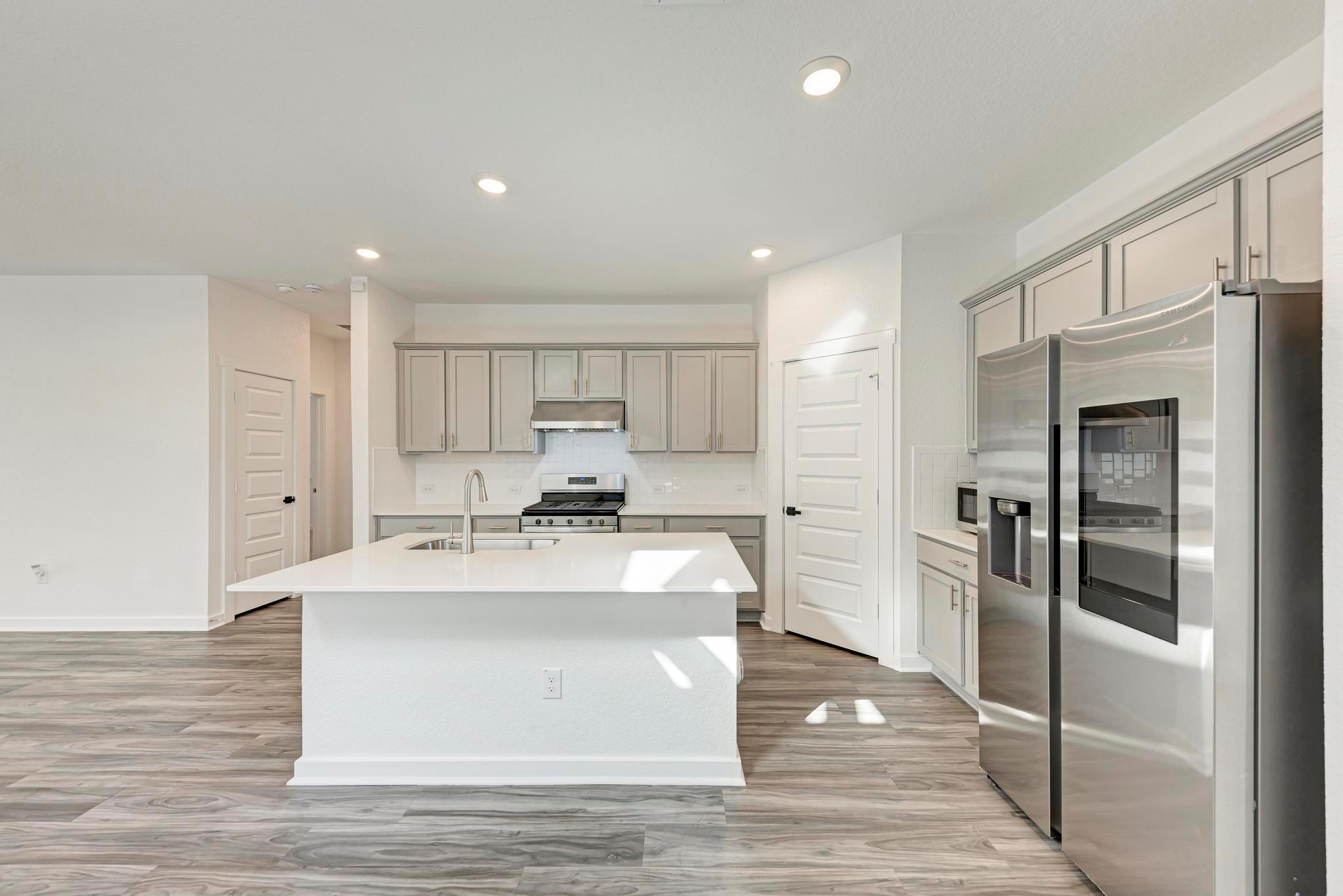 7416 Peggie Nell DR