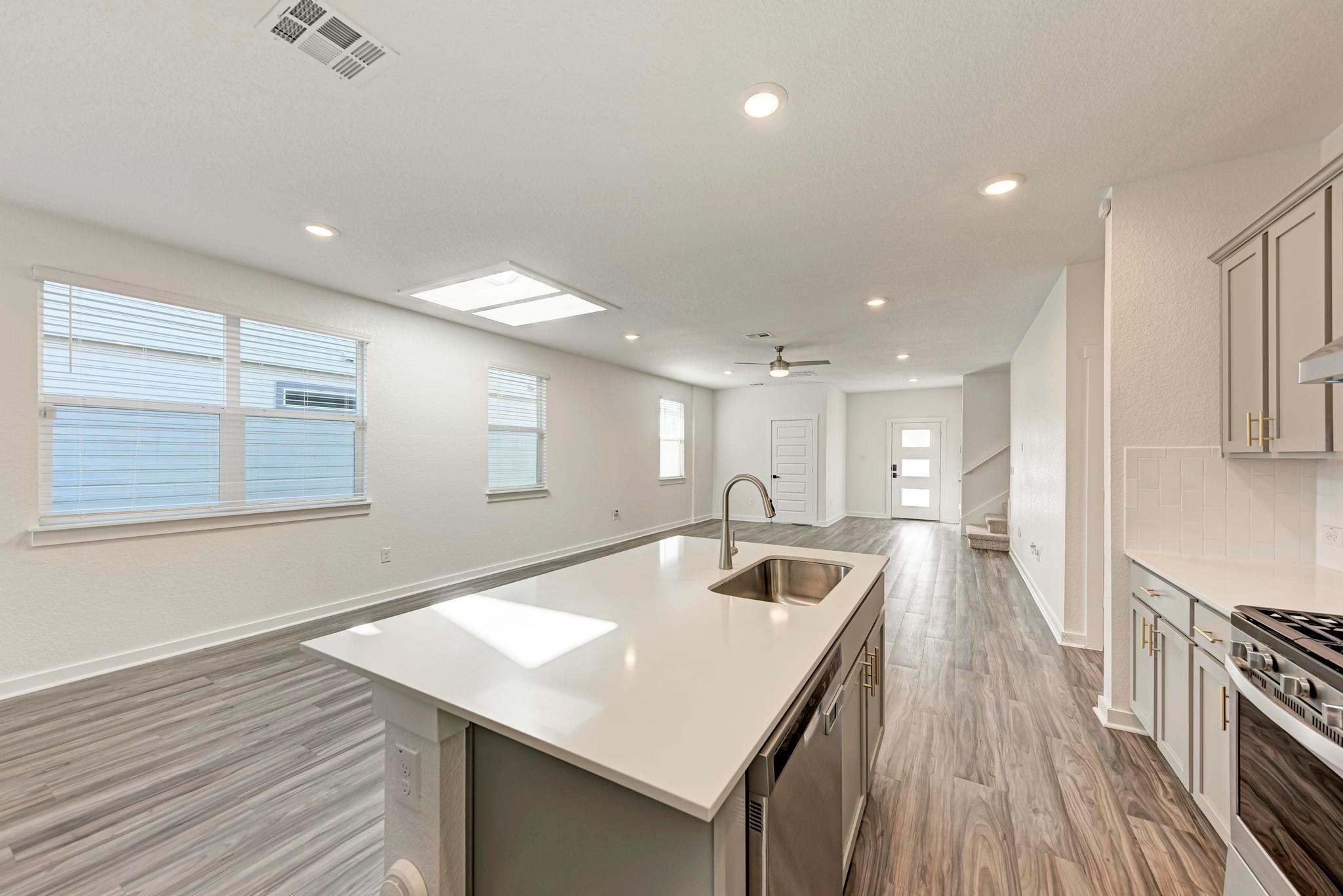 7416 Peggie Nell DR