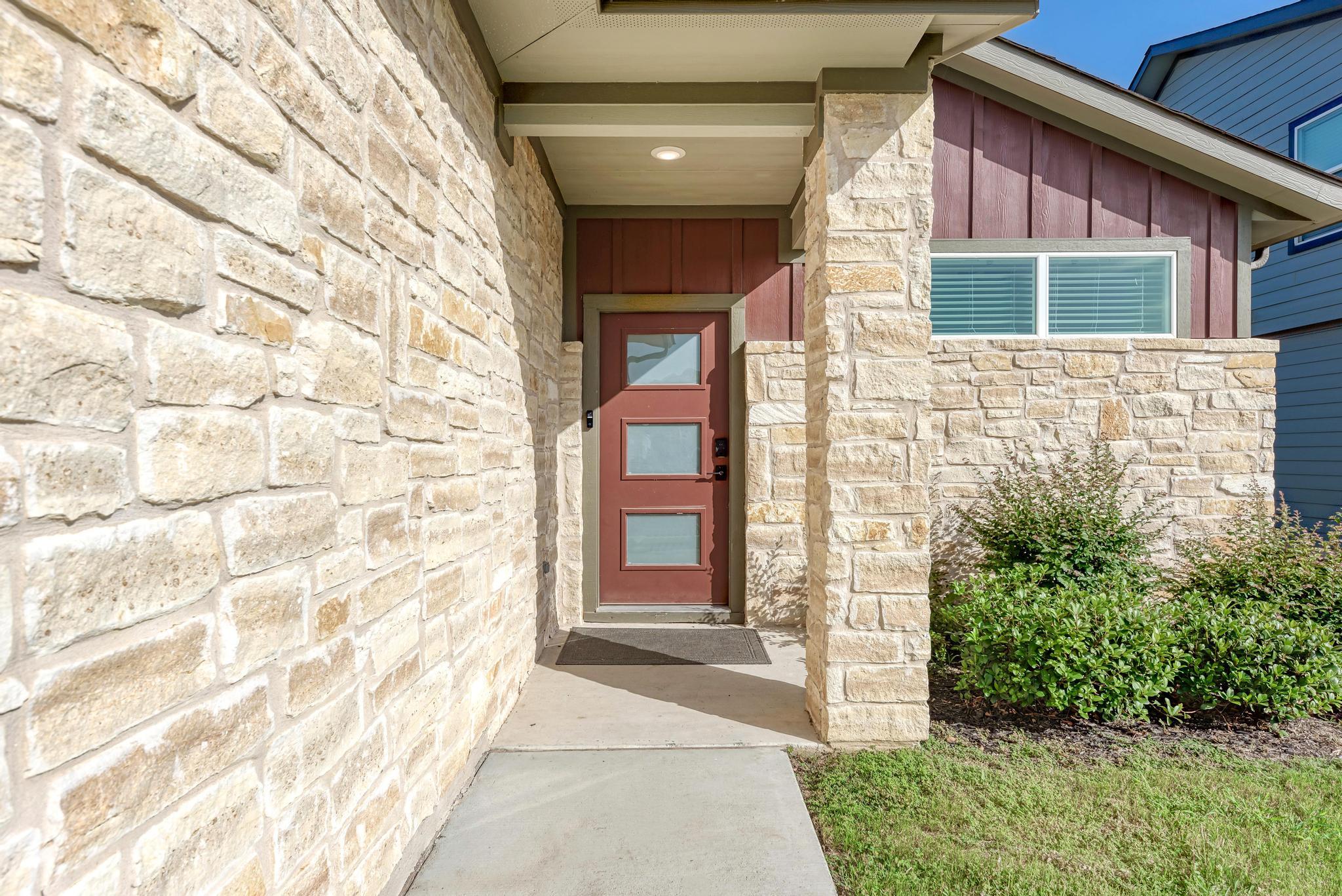 7416 Peggie Nell DR