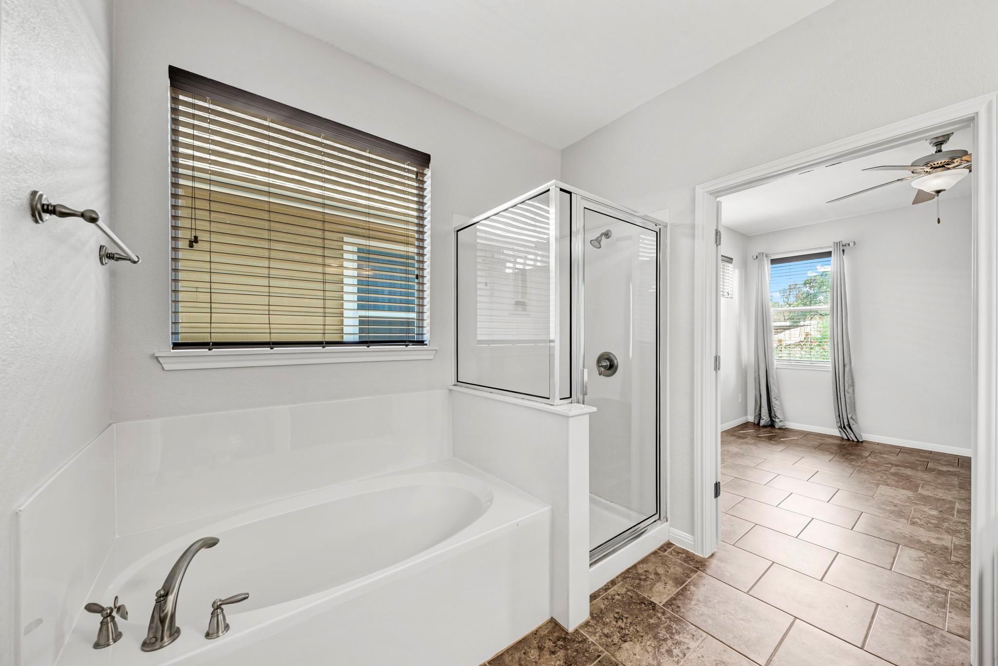 1325 Central Park CT