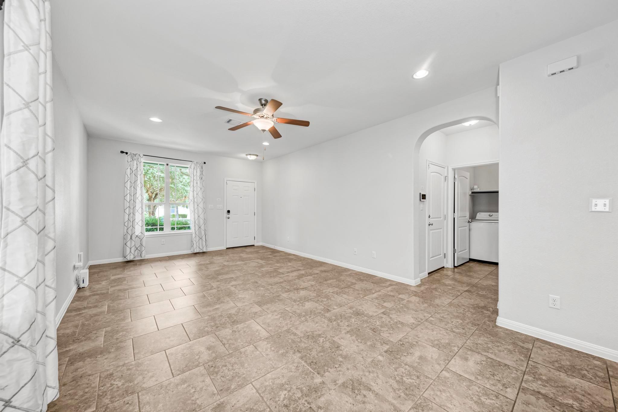 1325 Central Park CT