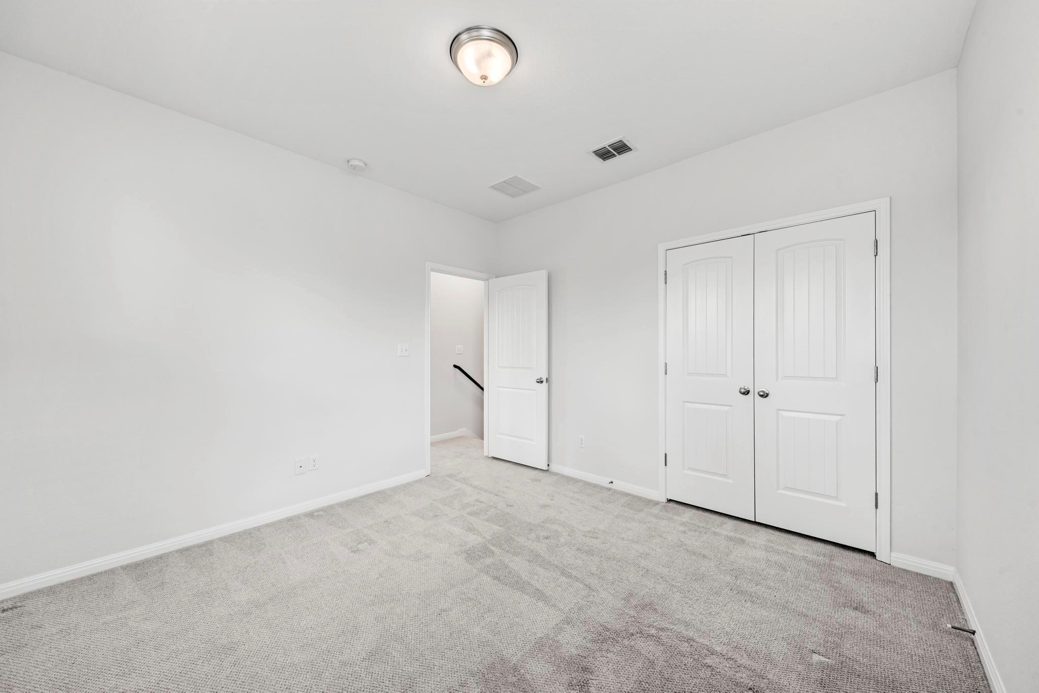 1325 Central Park CT
