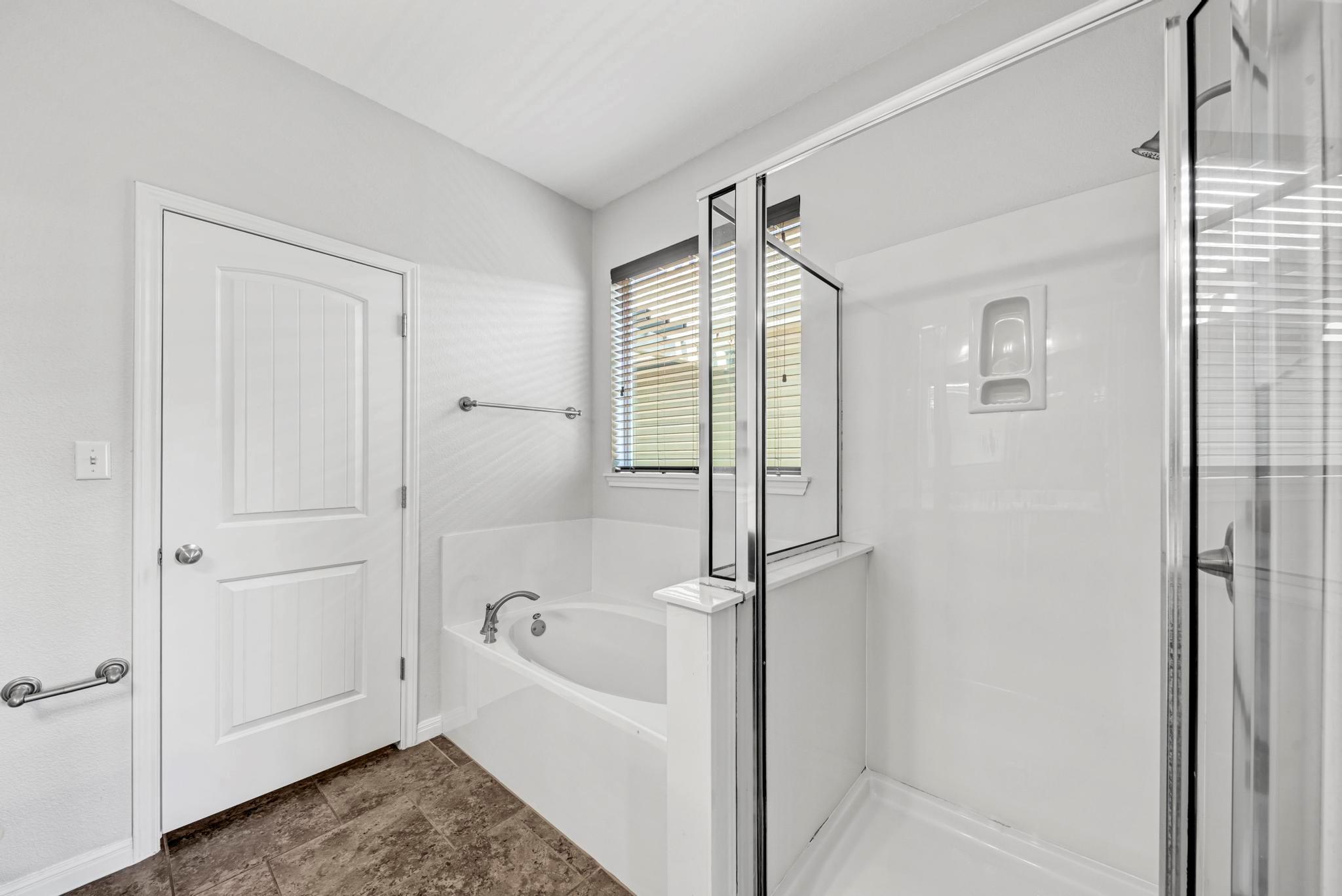 1325 Central Park CT