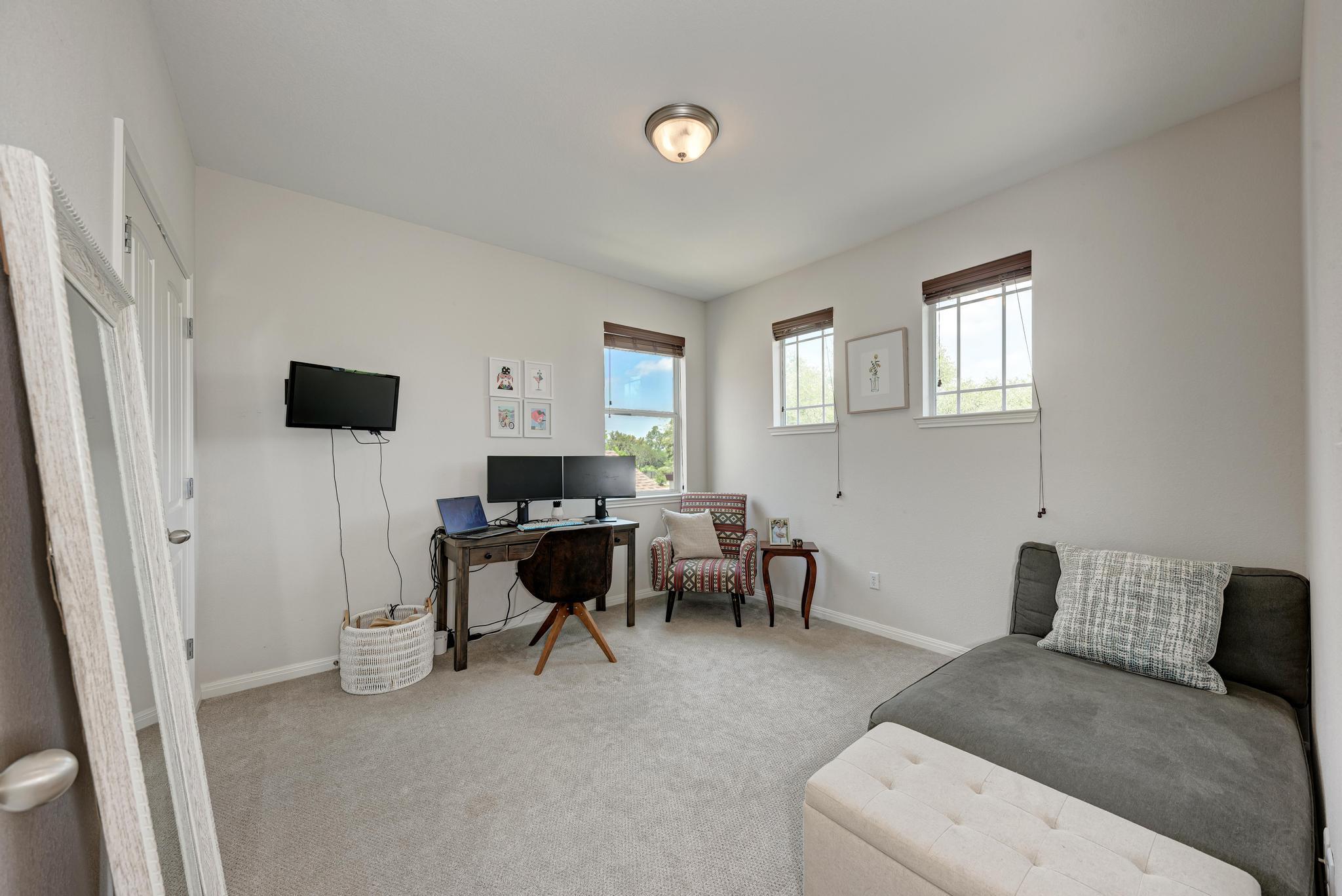 1325 Central Park CT