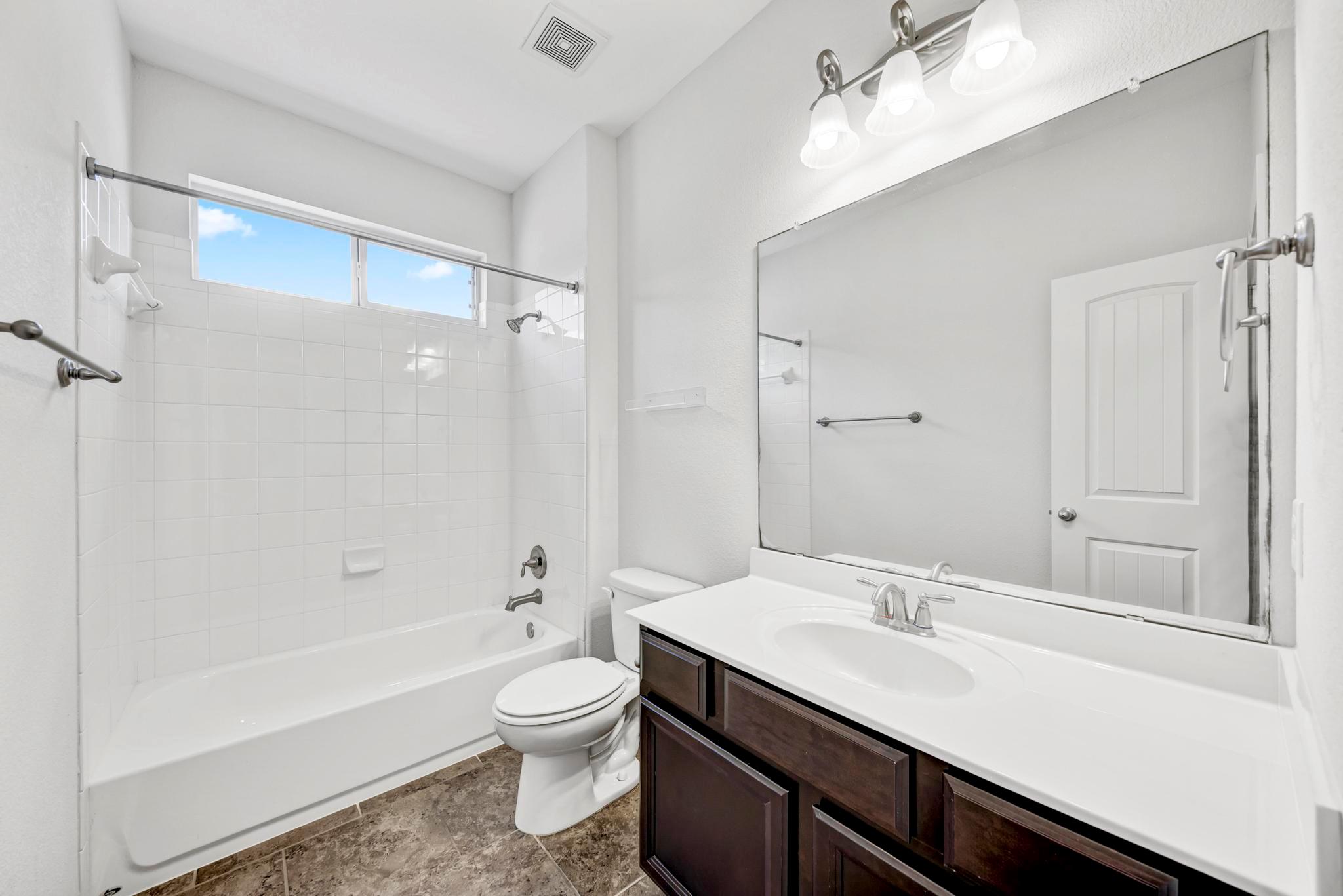 1325 Central Park CT