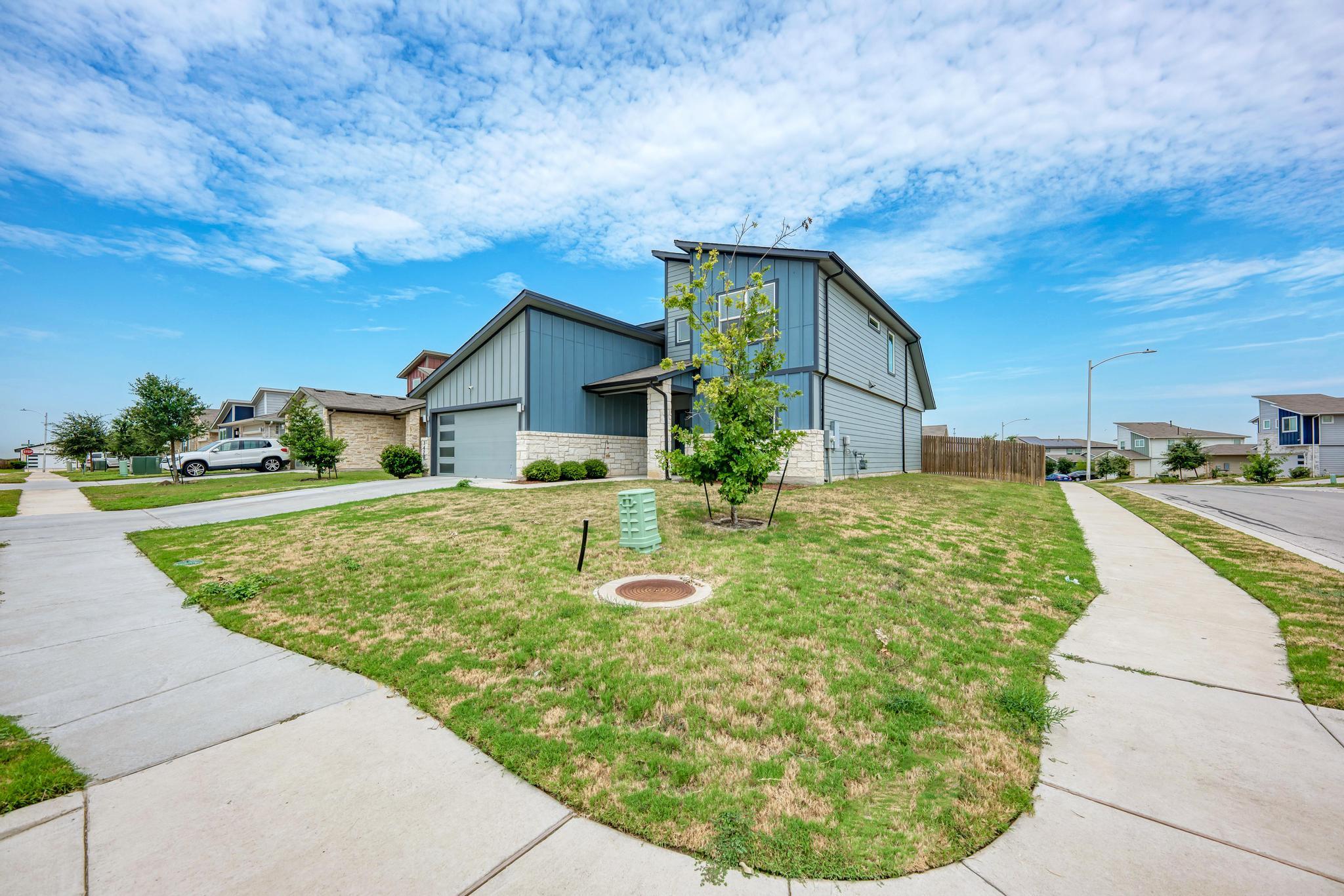 7420 Peggie Nell DR