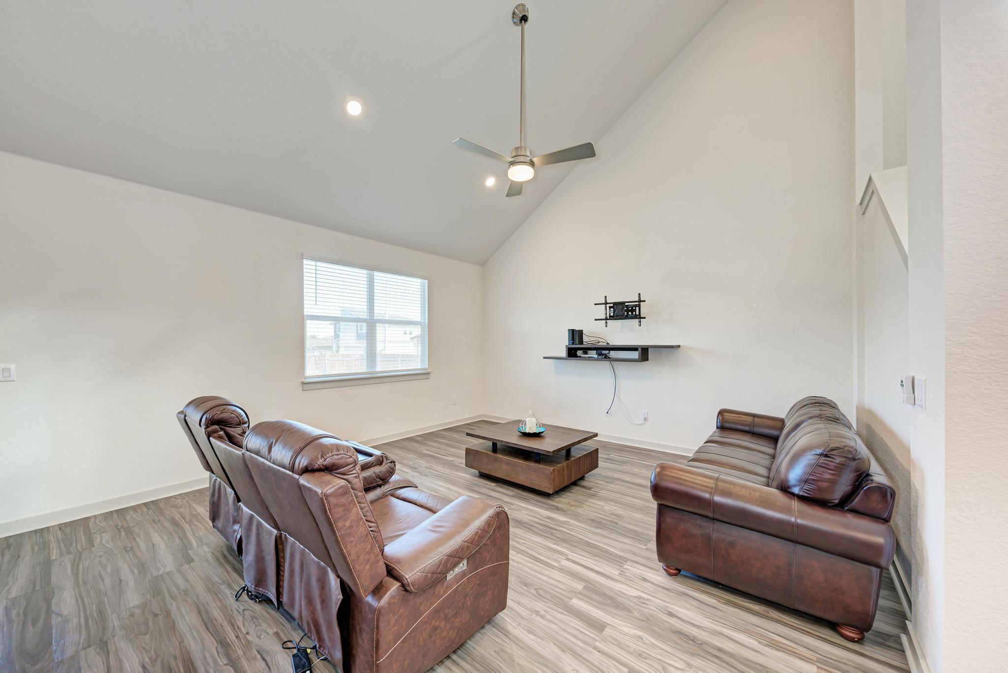 7420 Peggie Nell DR