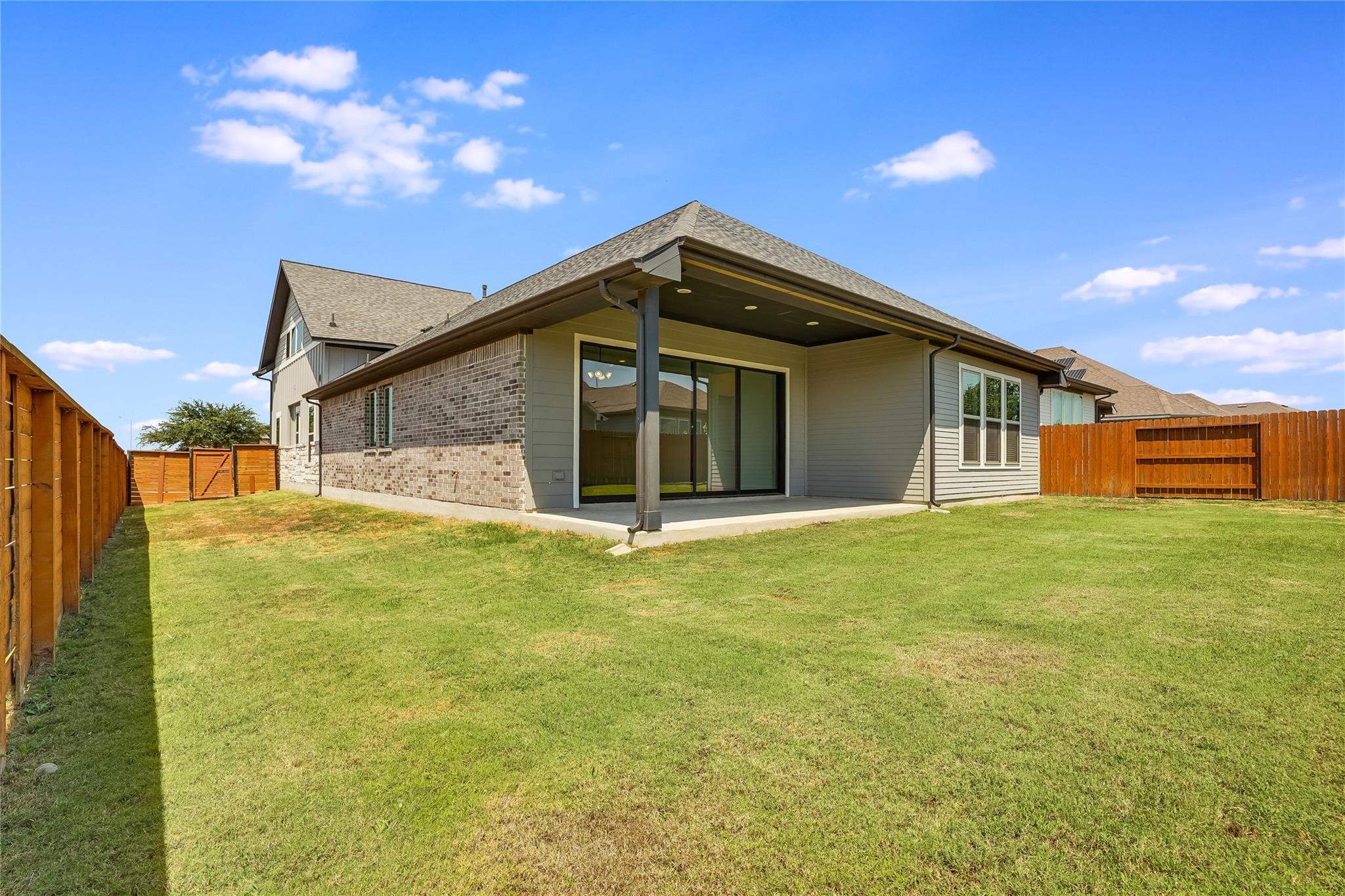 8321 Donnelley DR
