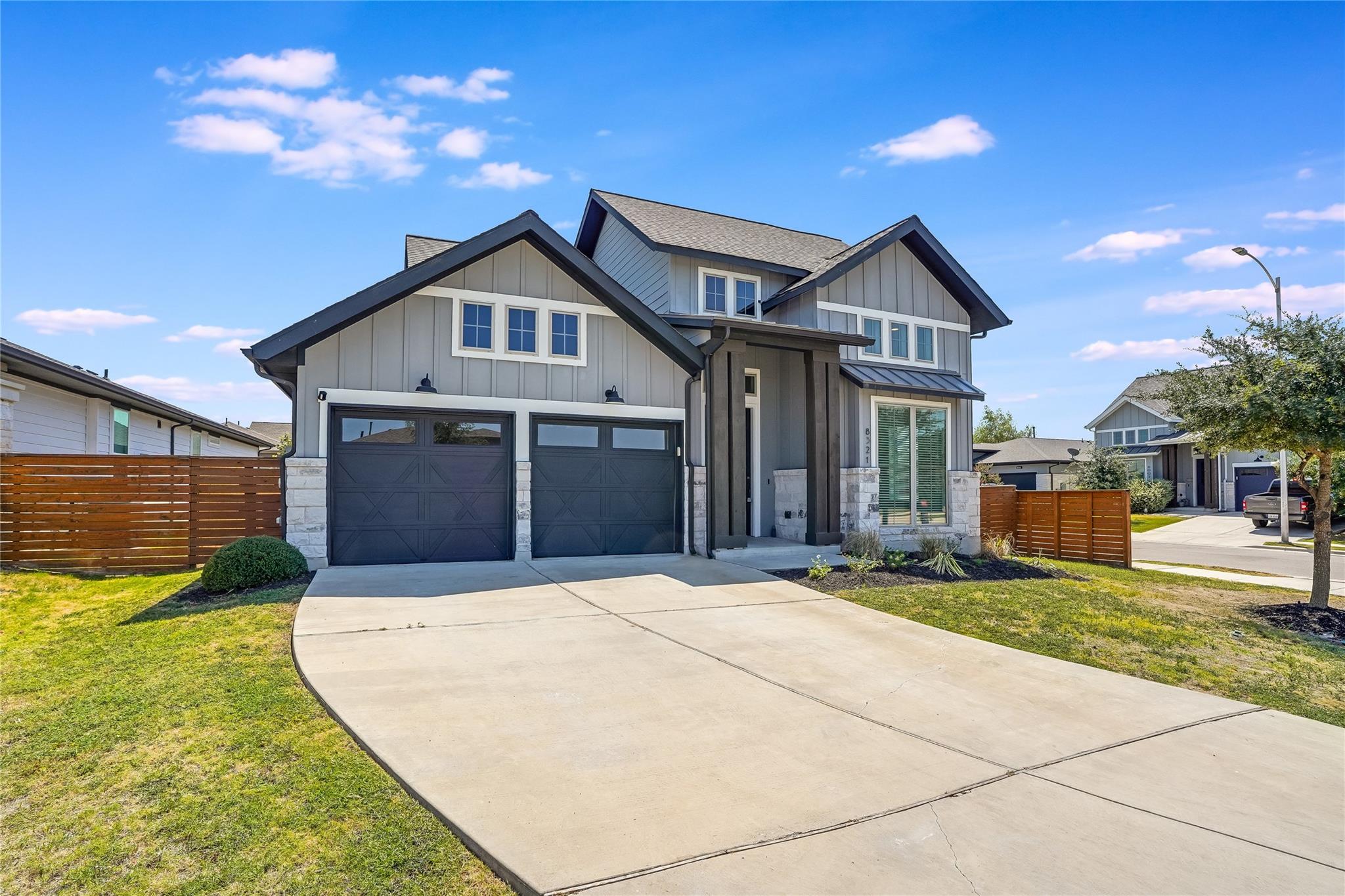 8321 Donnelley DR
