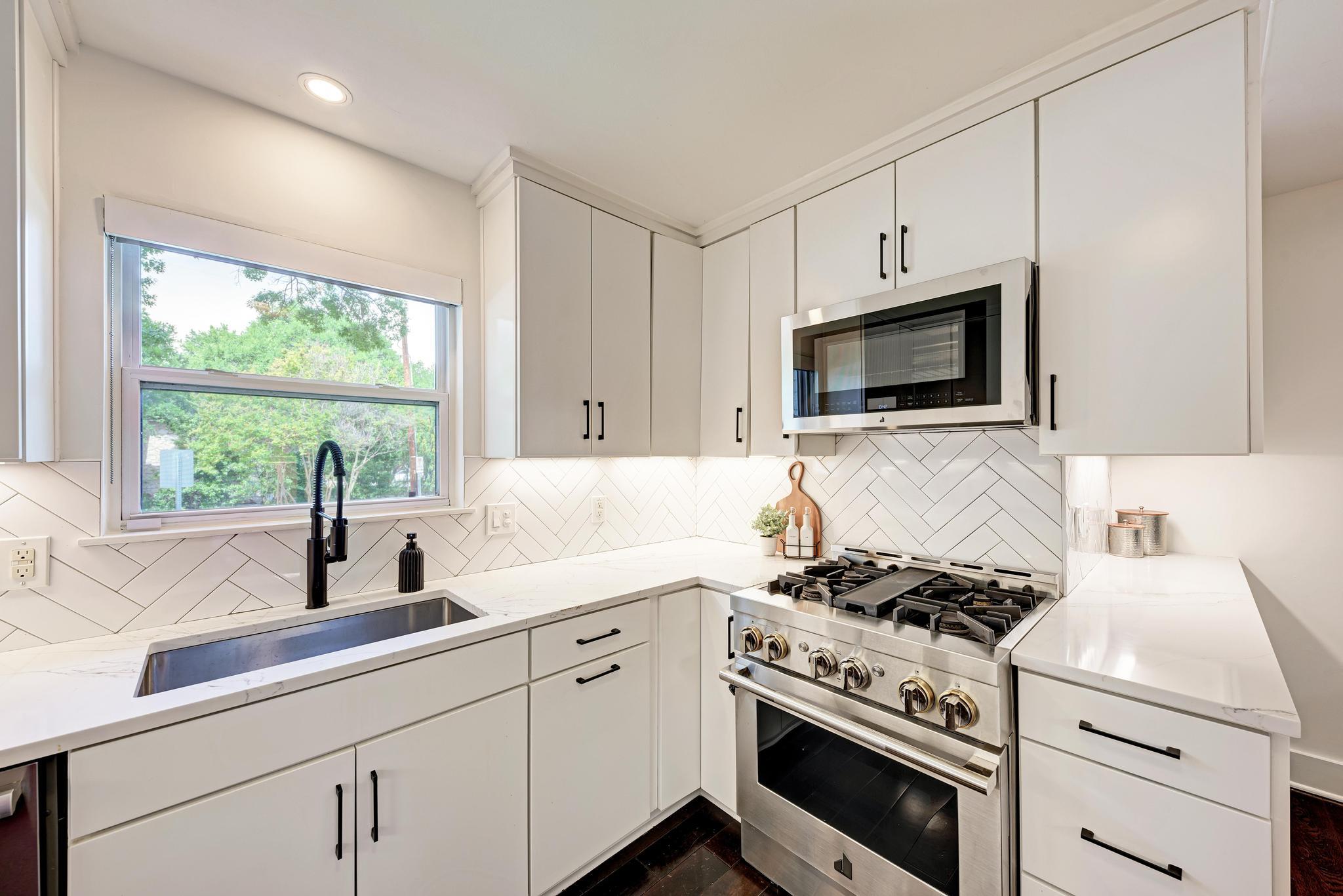 2508 Spring Creek DR