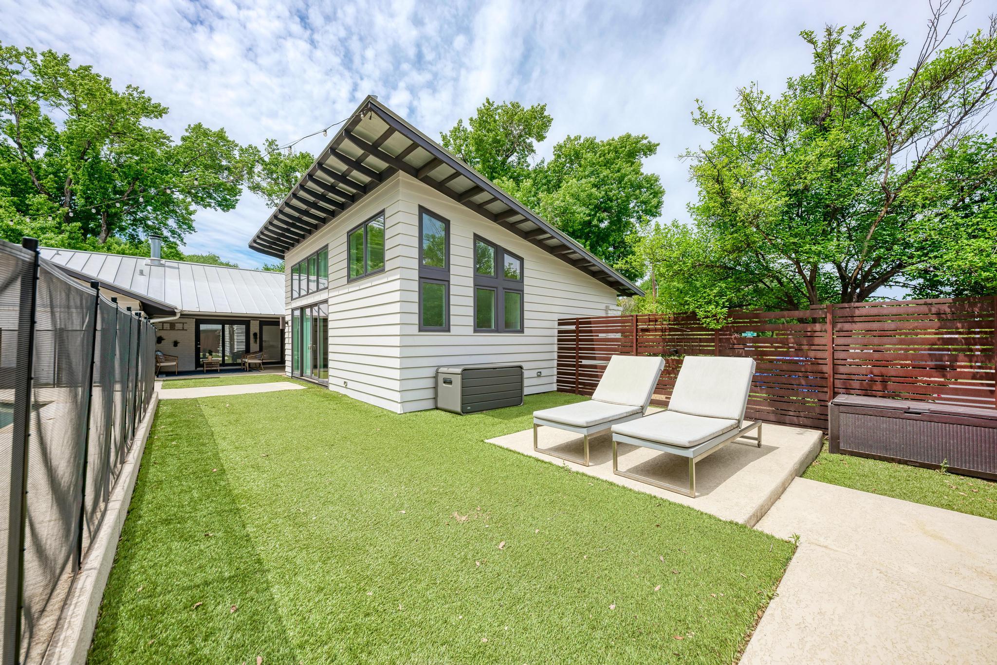 2508 Spring Creek DR