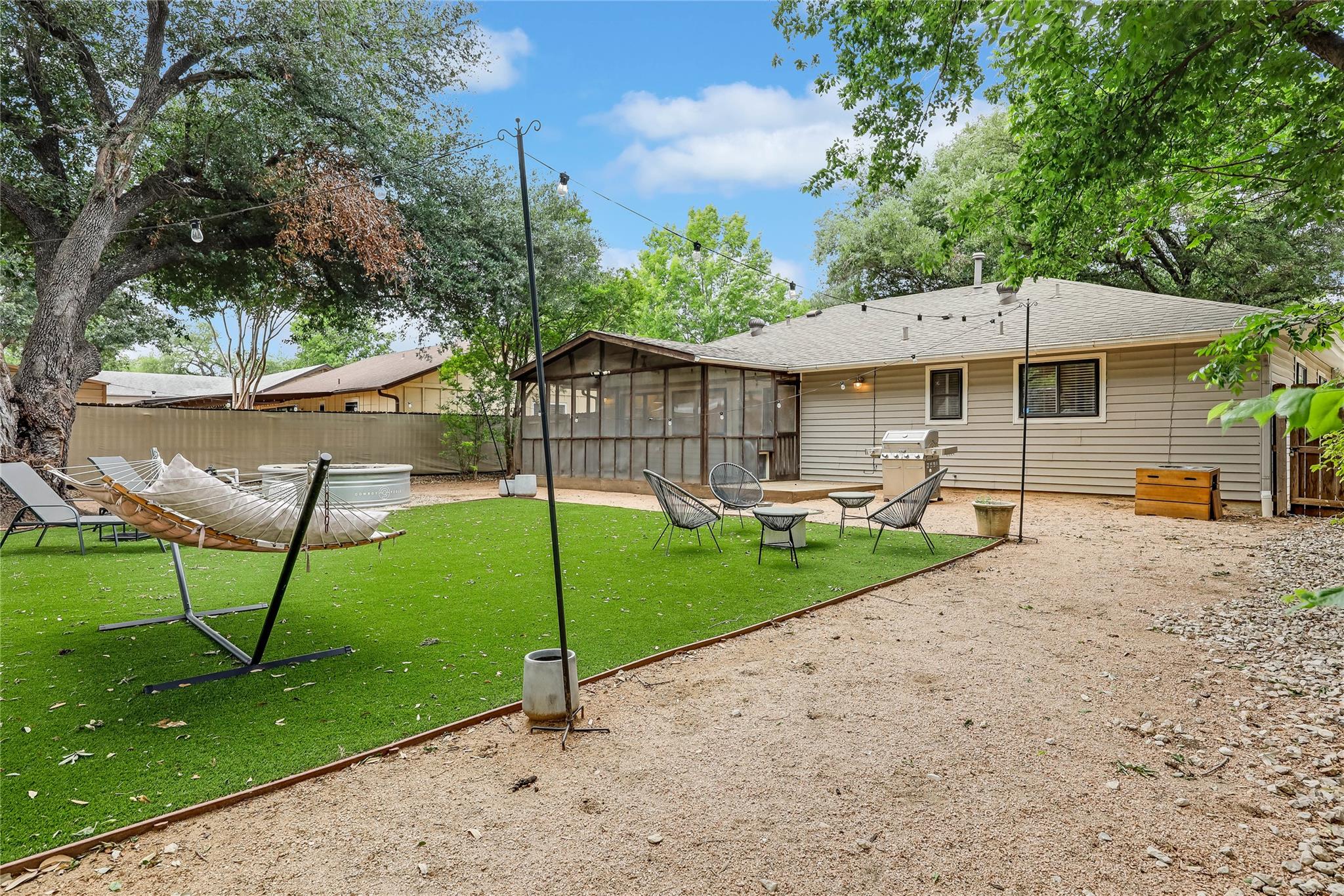 307 Thistlewood DR