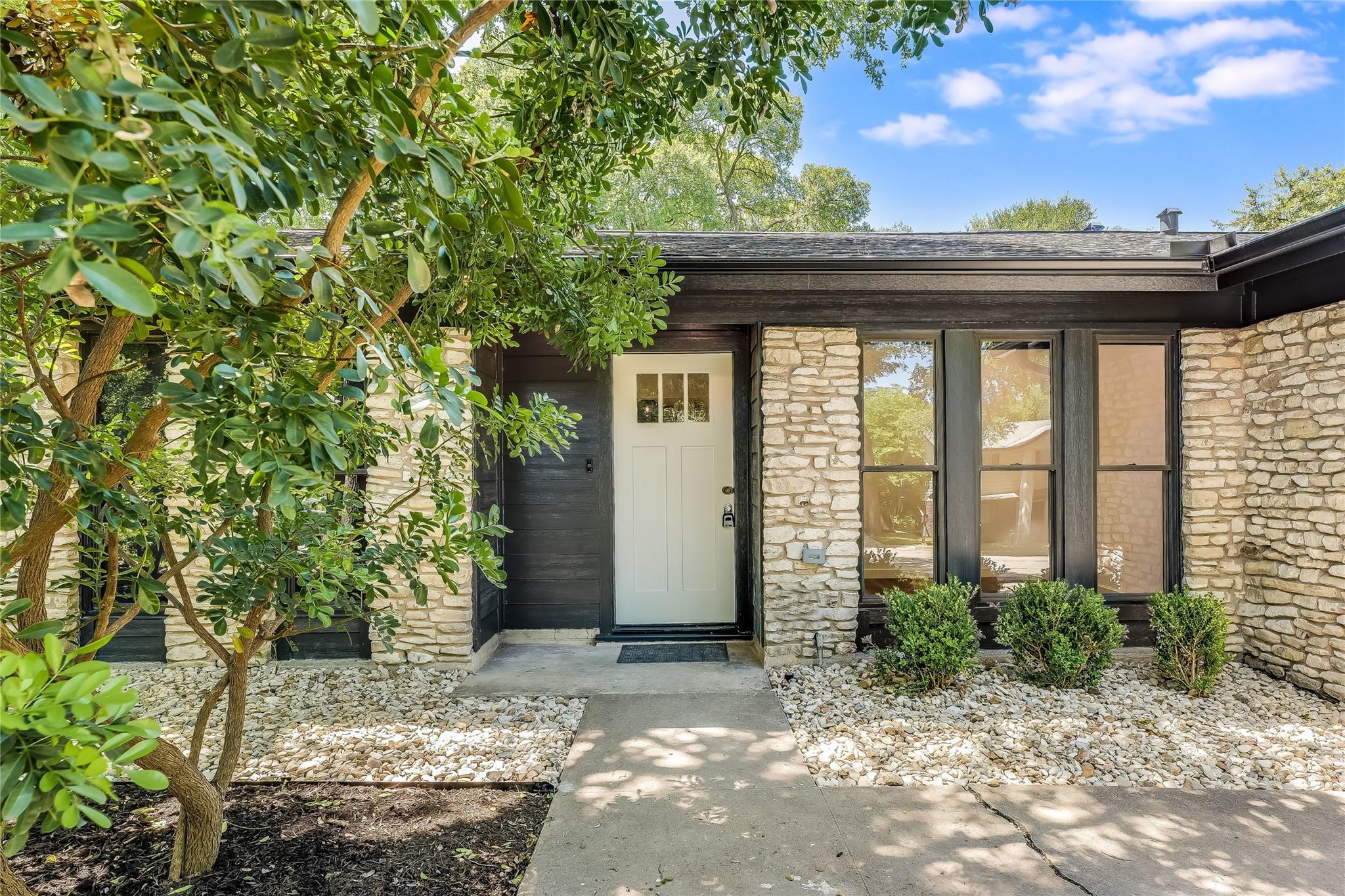 1707 Fawn DR